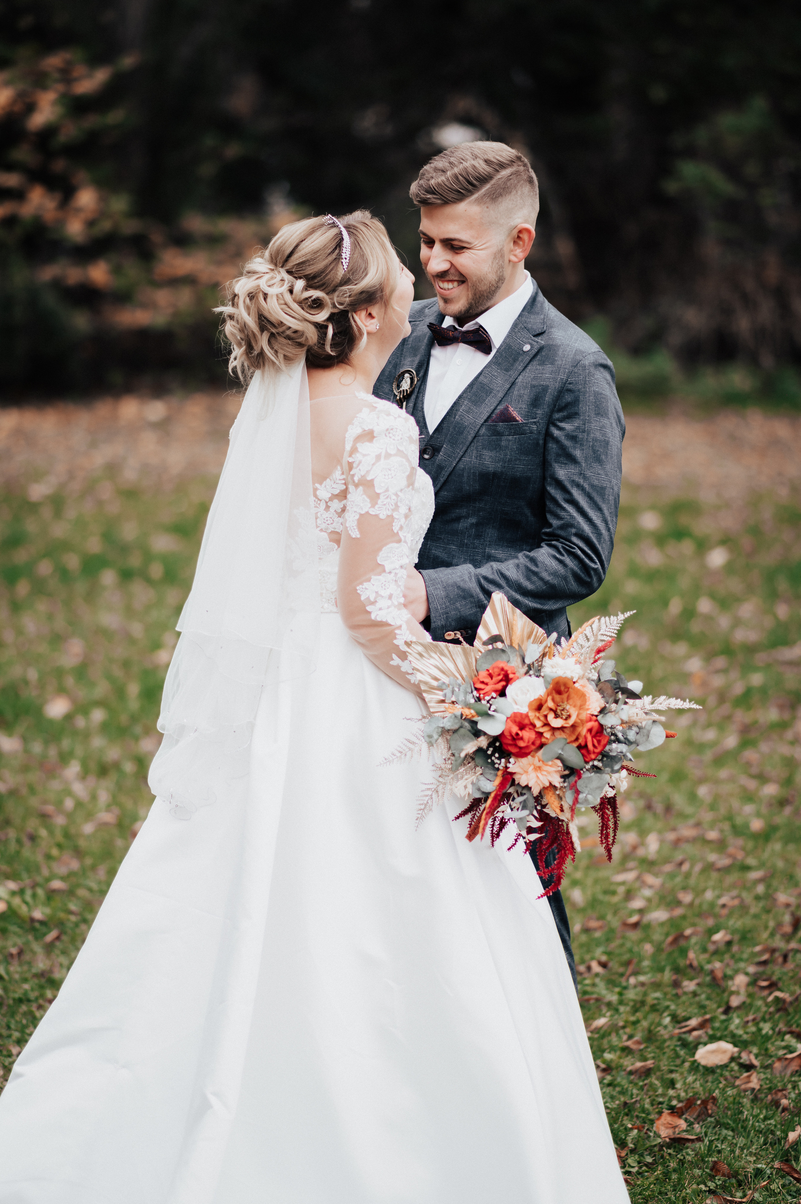 JULIA & ALEX. Ich bin Max, Designer, Art & Hochzeitsfotograf aus Germaringen