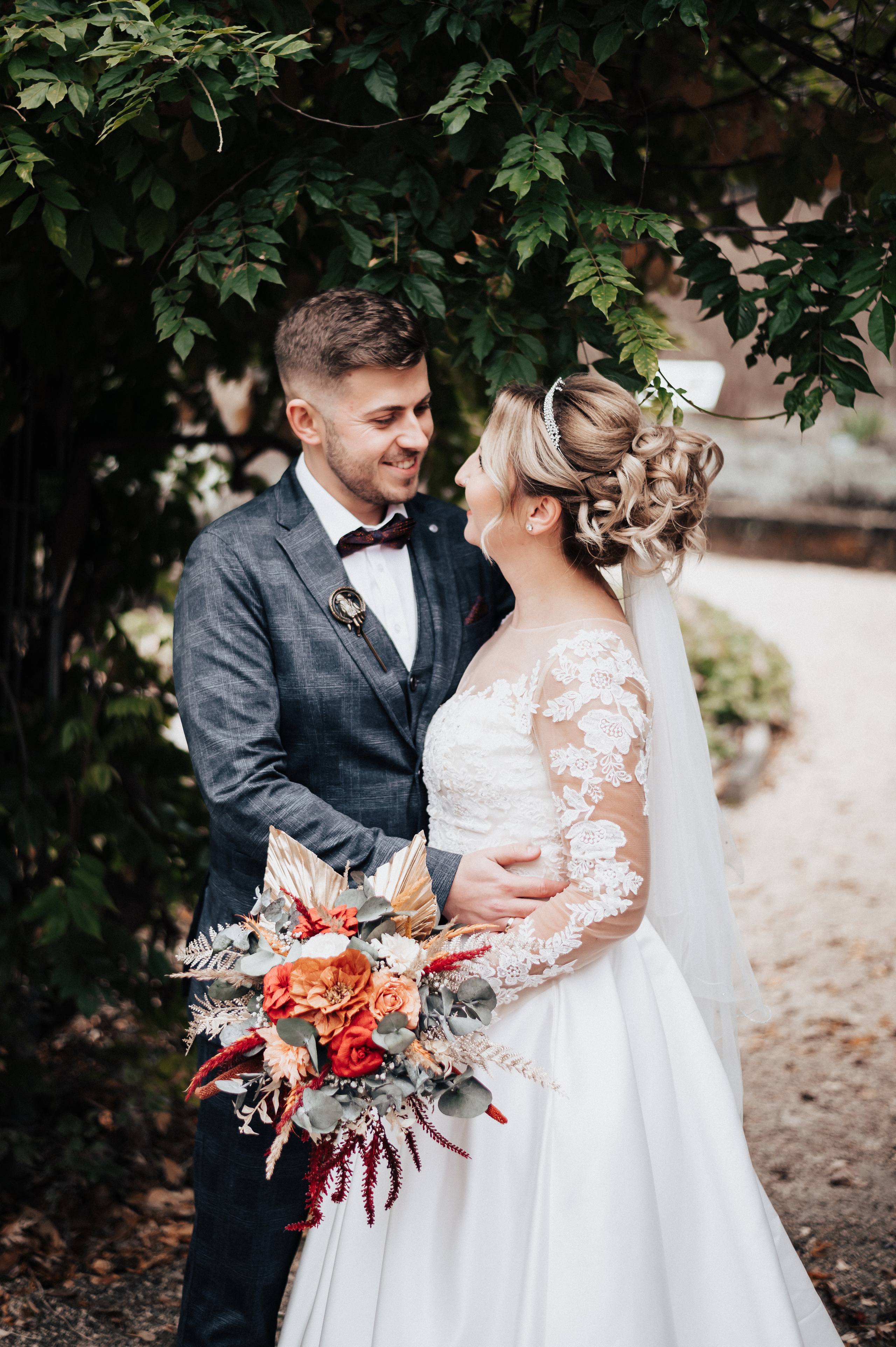 JULIA & ALEX. Ich bin Max, Designer, Art & Hochzeitsfotograf aus Germaringen