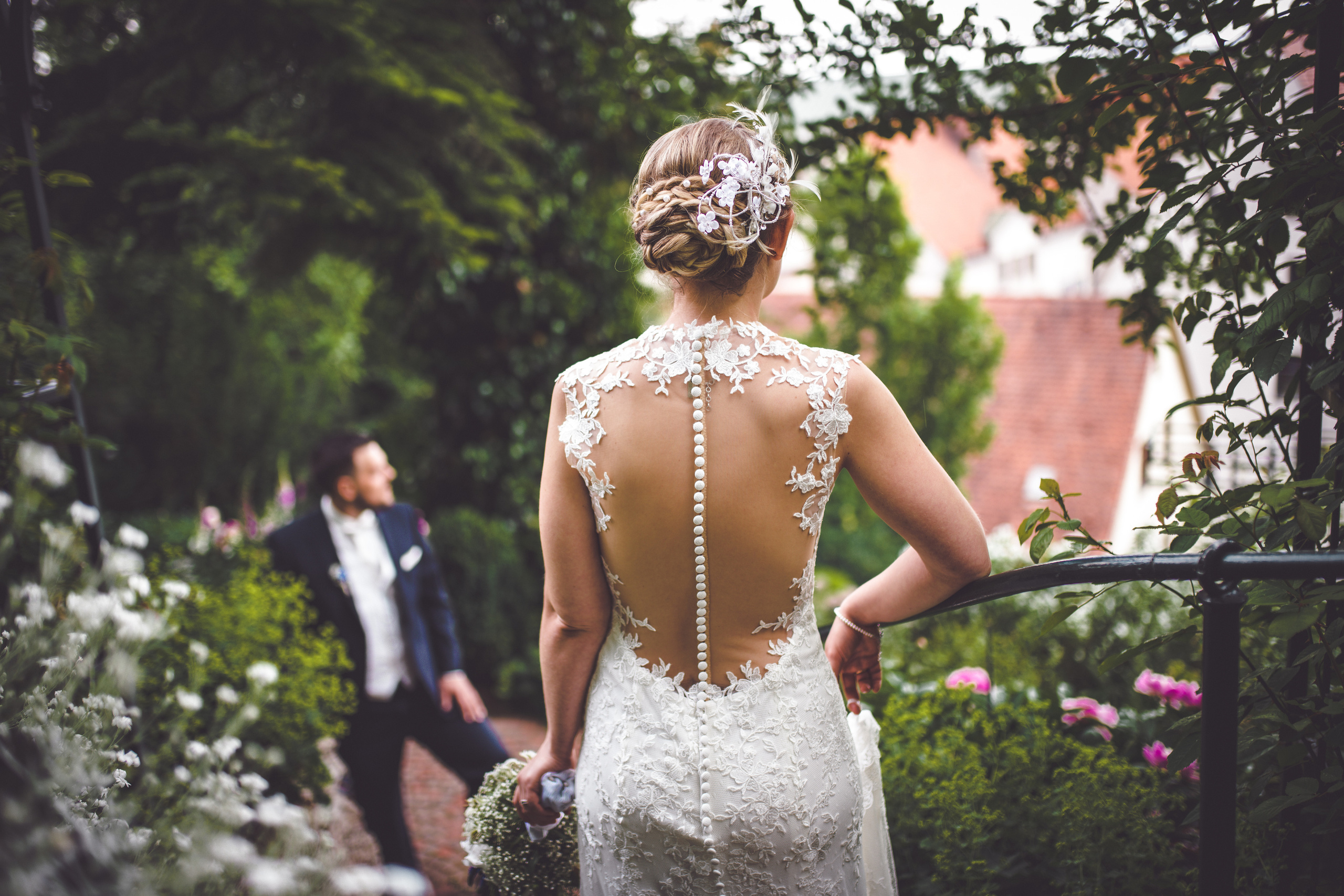 Ich bin Max, Designer, Art & Hochzeitsfotograf aus Germaringen