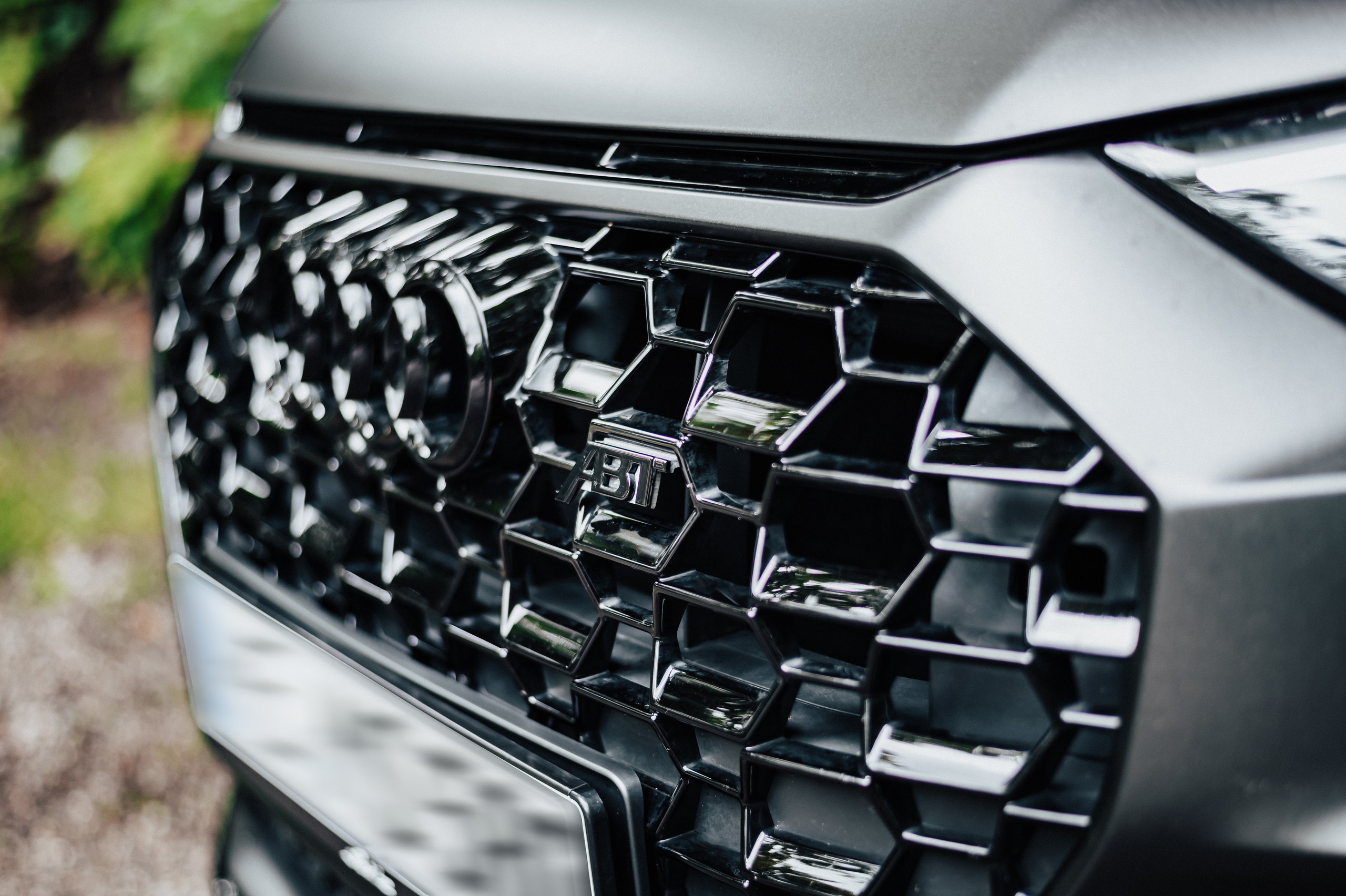 Audi RS Q3. Ich bin Max, Designer, Art & Hochzeitsfotograf aus Germaringen