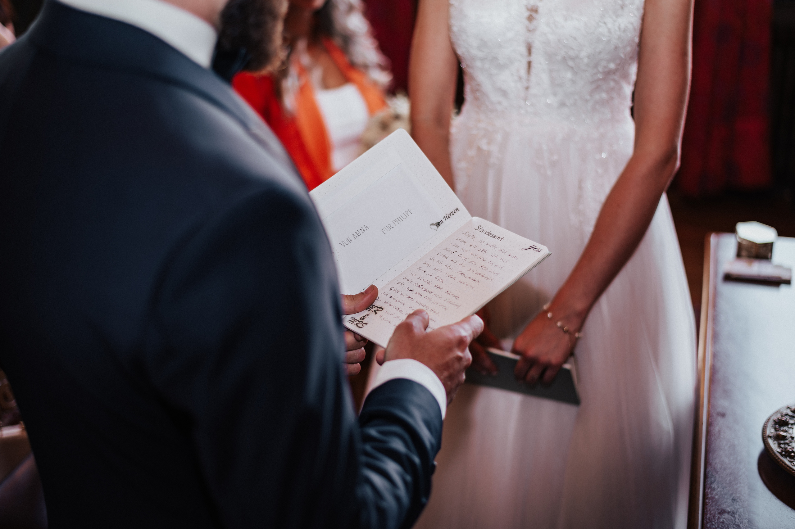 ANNA & PHILIPP. Ich bin Max, Designer, Art & Hochzeitsfotograf aus Germaringen