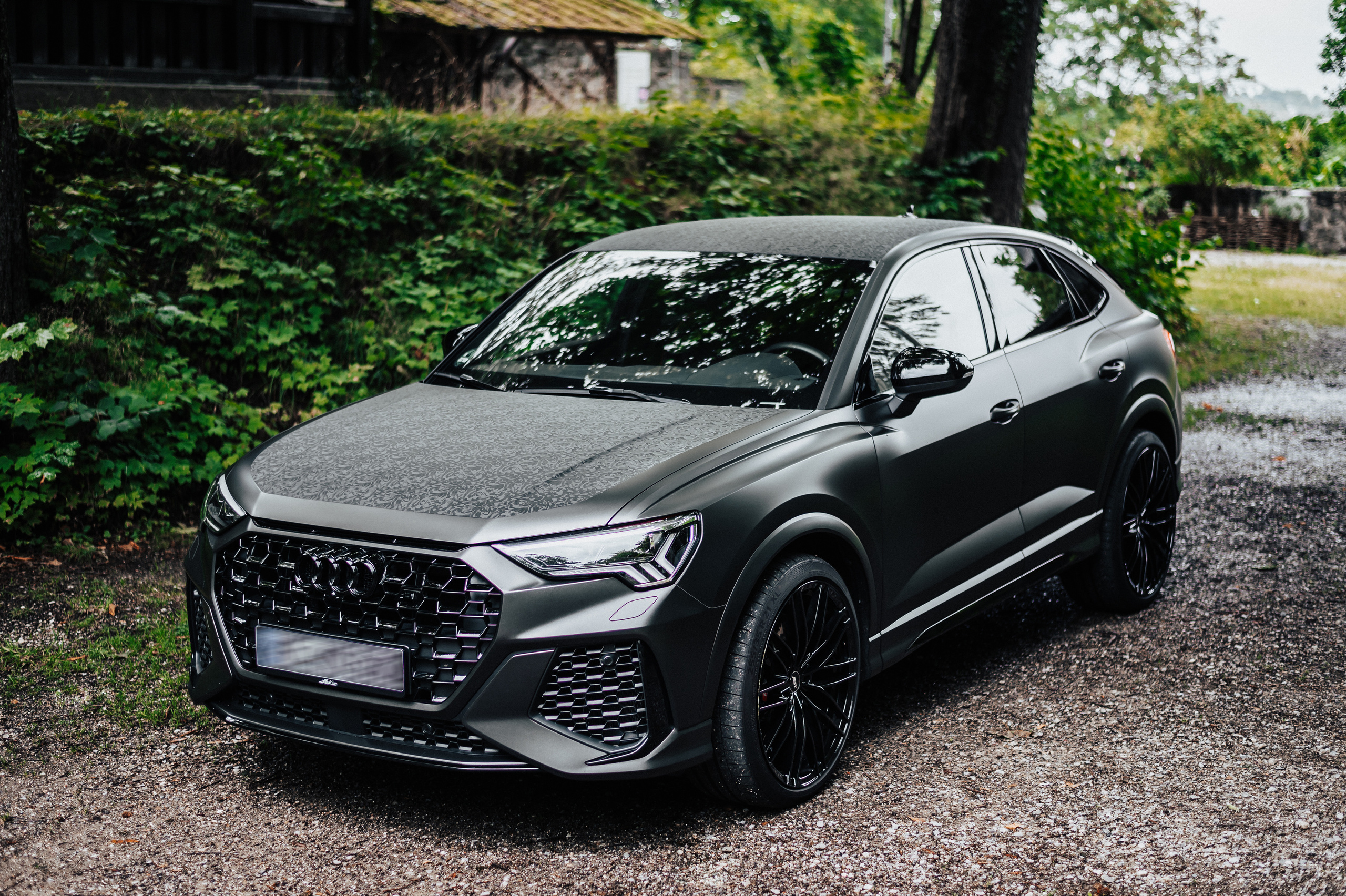 Audi RS Q3. Ich bin Max, Designer, Art & Hochzeitsfotograf aus Germaringen