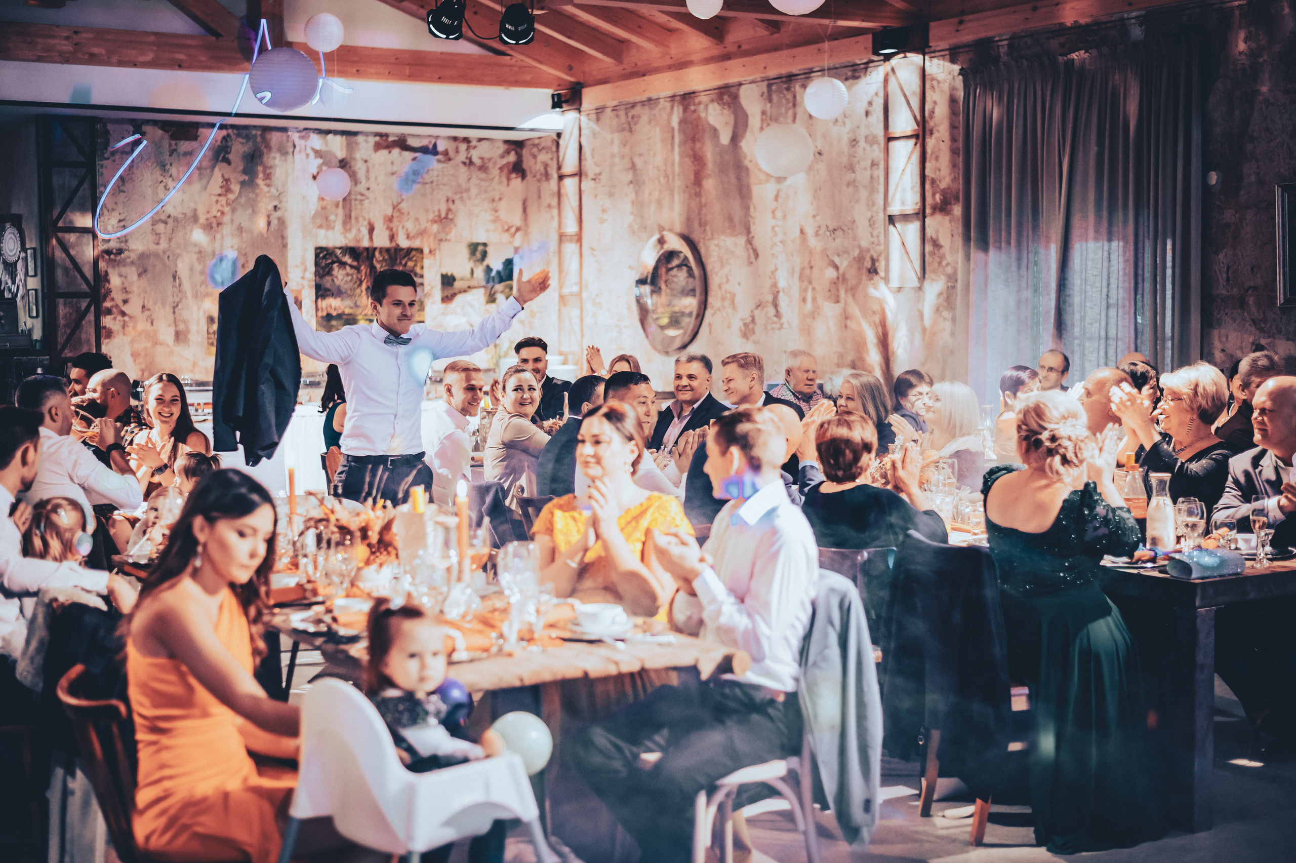 JULIA & ALEX. Ich bin Max, Designer, Art & Hochzeitsfotograf aus Germaringen