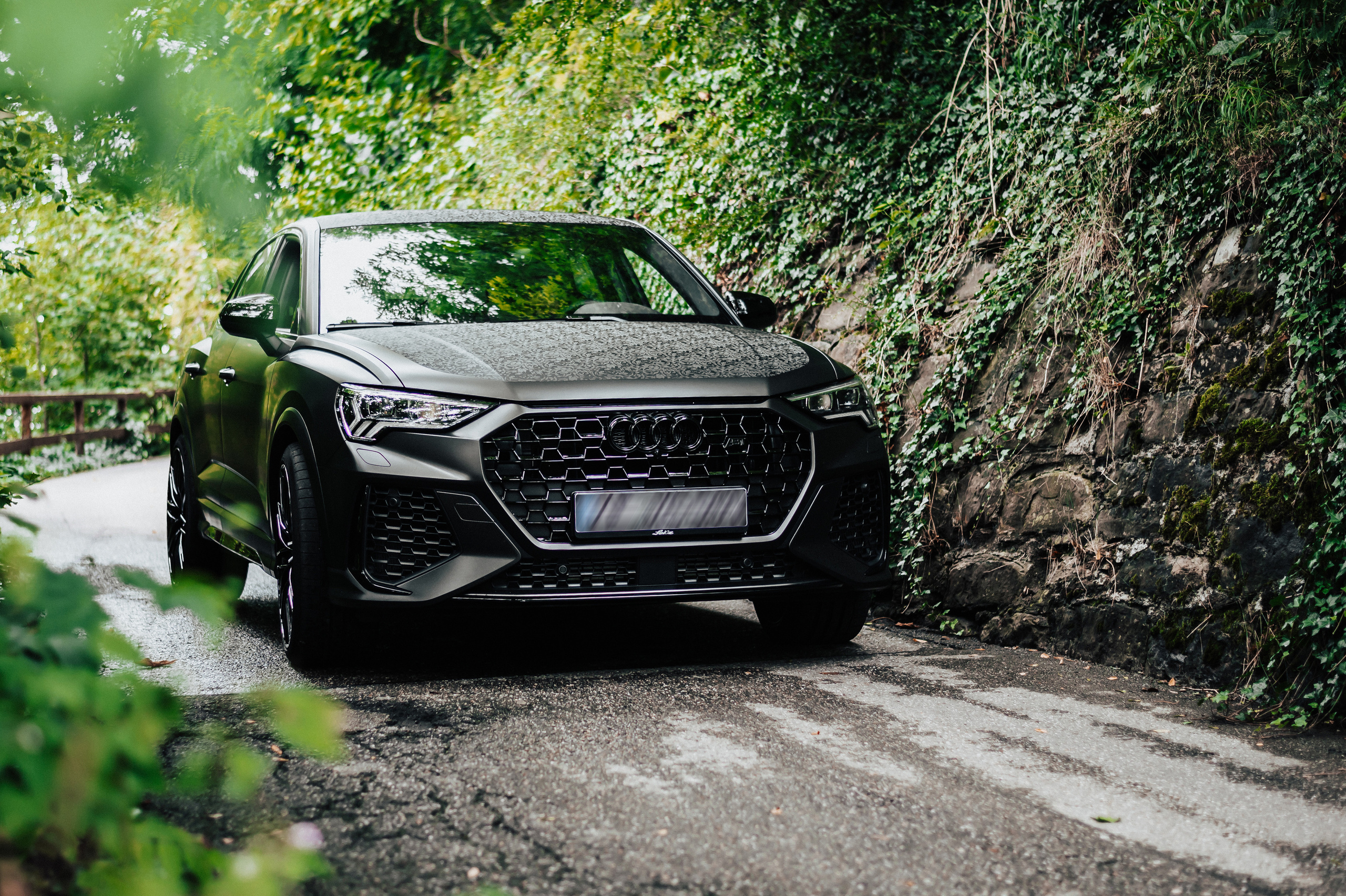 Audi RS Q3. Ich bin Max, Designer, Art & Hochzeitsfotograf aus Germaringen