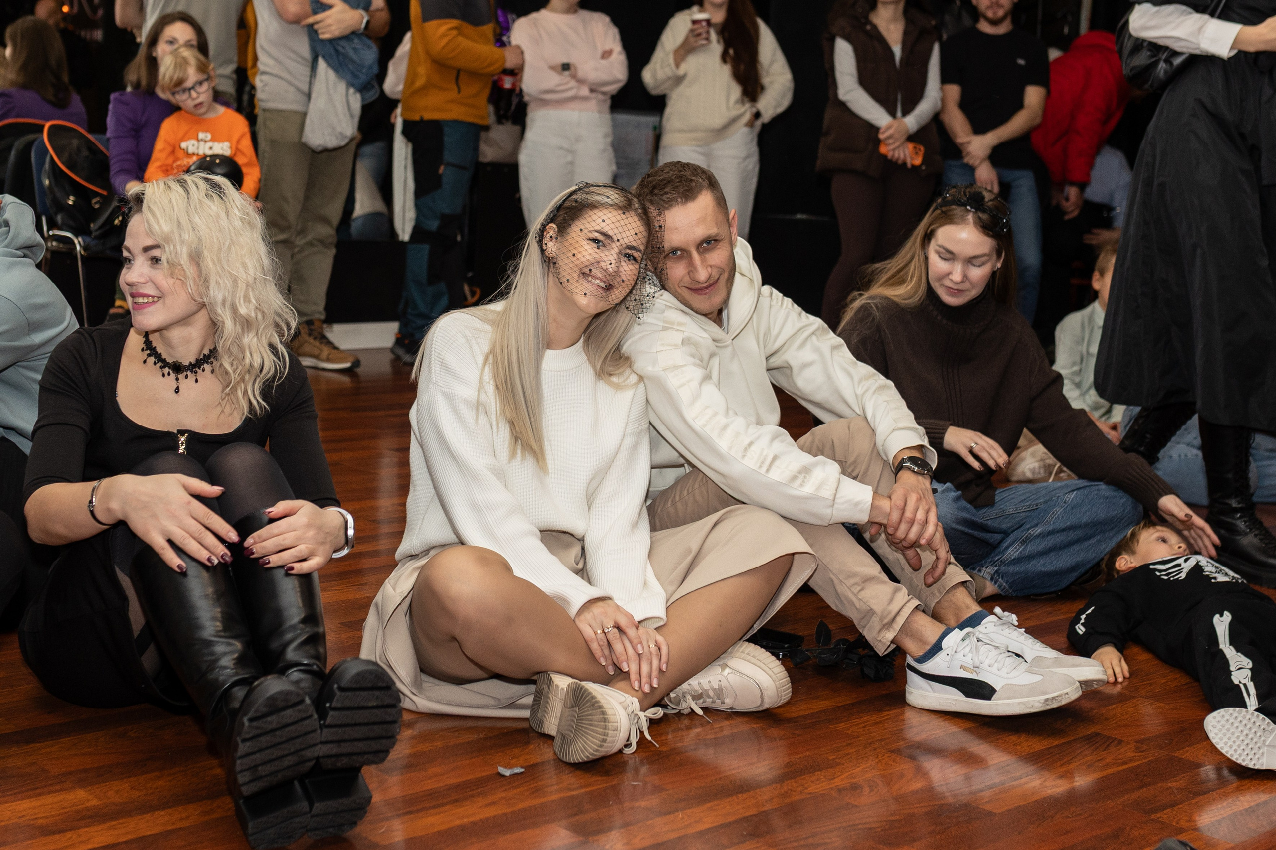 Leo dance studio Helloween 2025. Семейный и детский фотограф в Варшаве Мила Бобровская