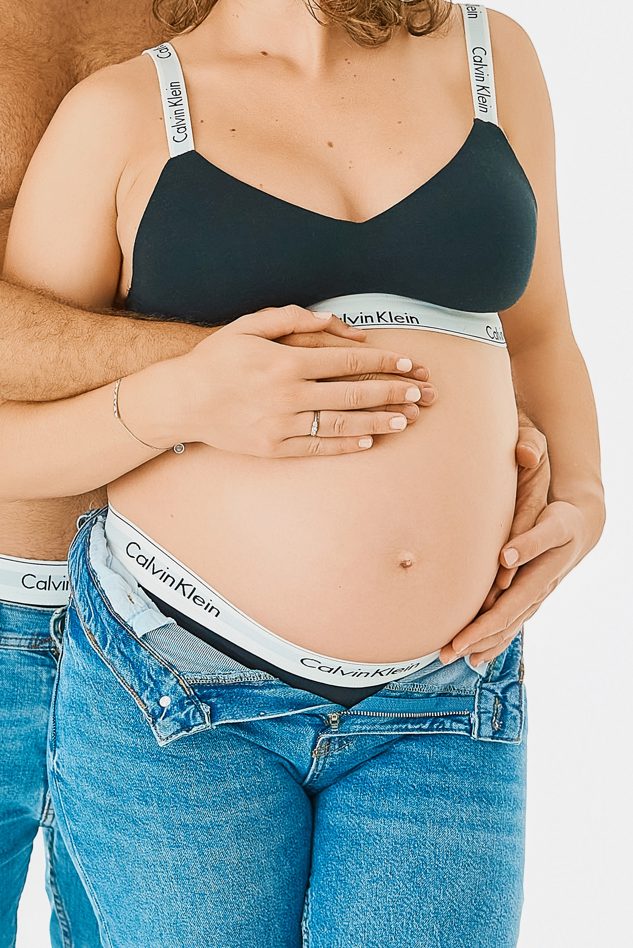 Papá y mamá durante sesión de embarazo Tenerife