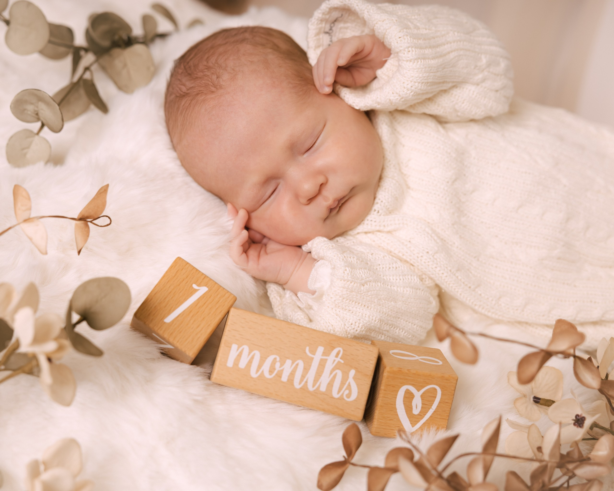 Focení miminka. Lifestyle a rodinná fotografka v Pisku Oxana Telupilova