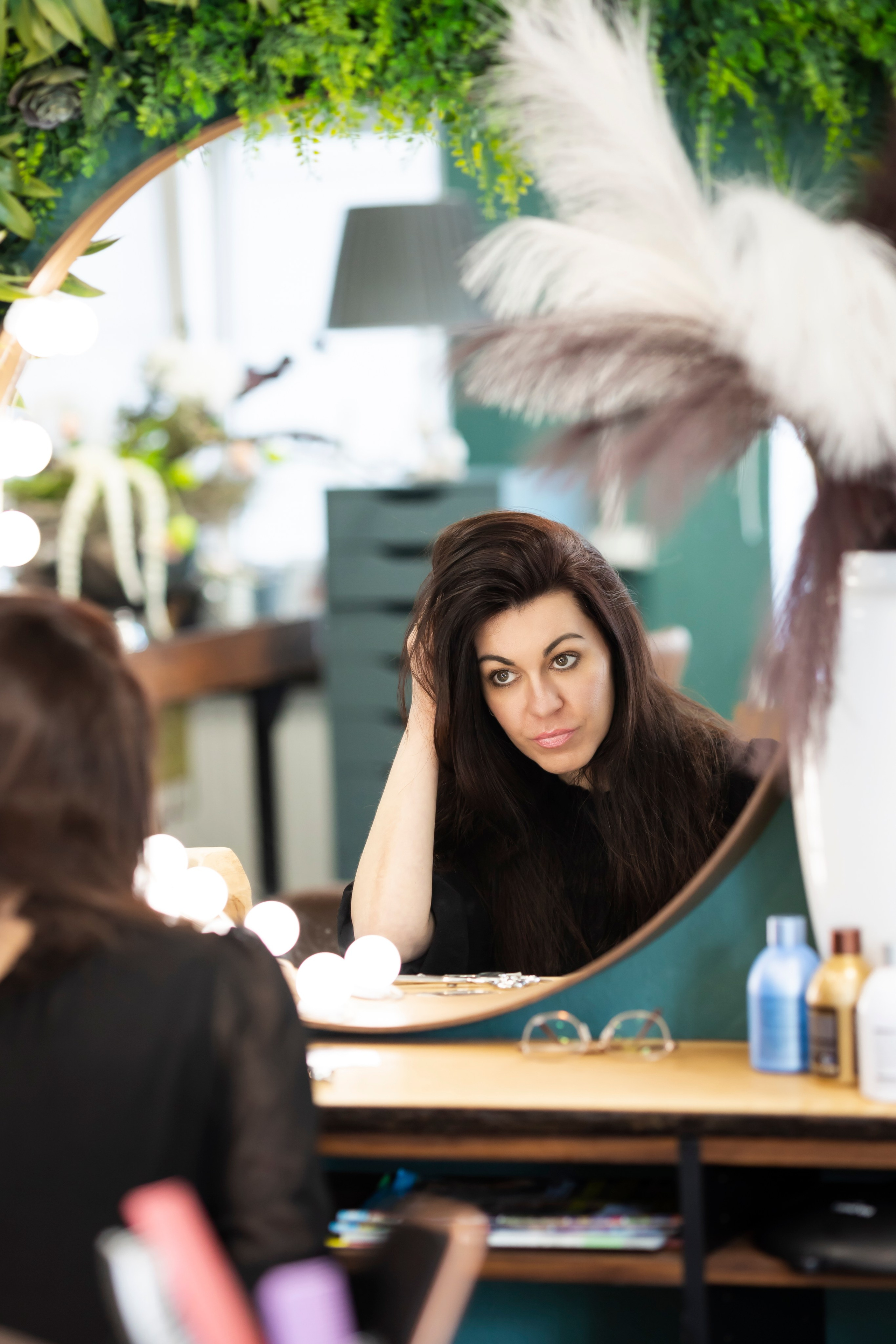 Haare und Nägel. www.bonbon-studio.de. Adelya Tomin