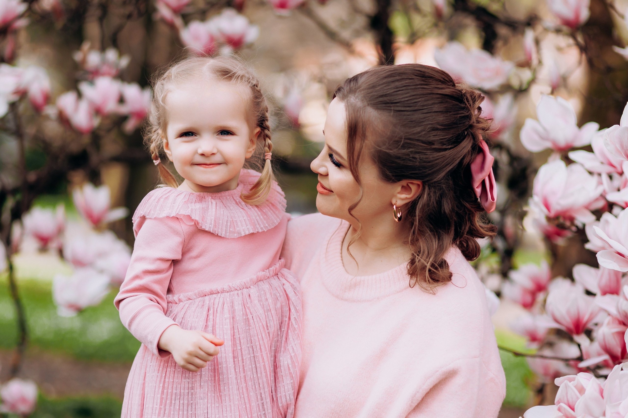 Tatiana, Alisa, Daria. Wedding and Family Photograph