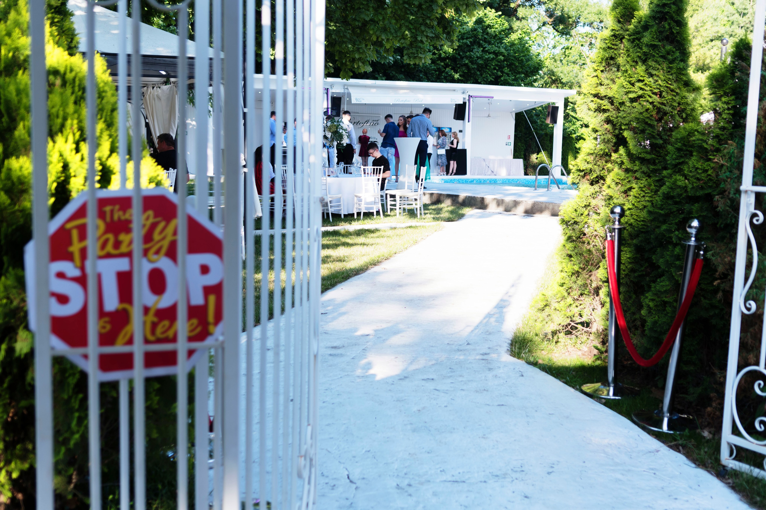 Bal Absolvire Liceul Hermes - Portofino Pool. MDimaFotoStudio. Fotograf de nuntă, evenimente private și de familie