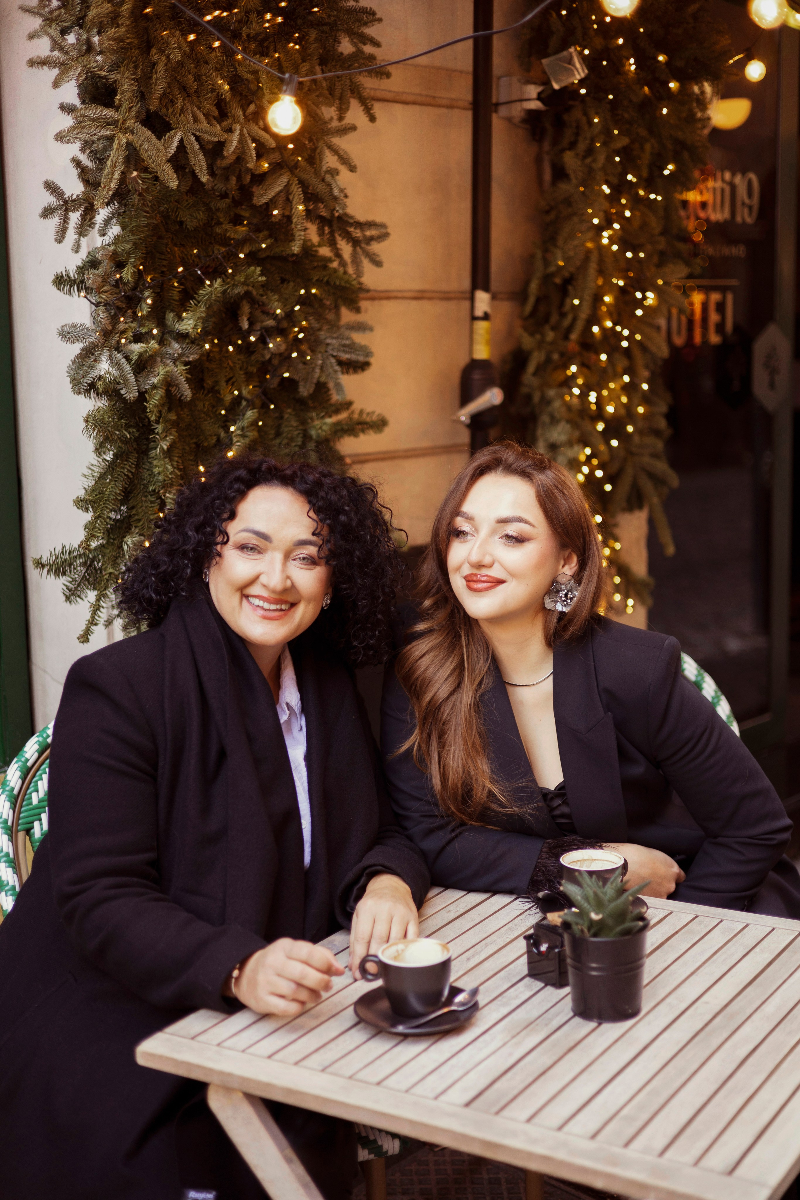 FAMILY. Hi! My name is Irena, and I’m a professional photographer specializing in family photography, love stories, and individual photoshoots