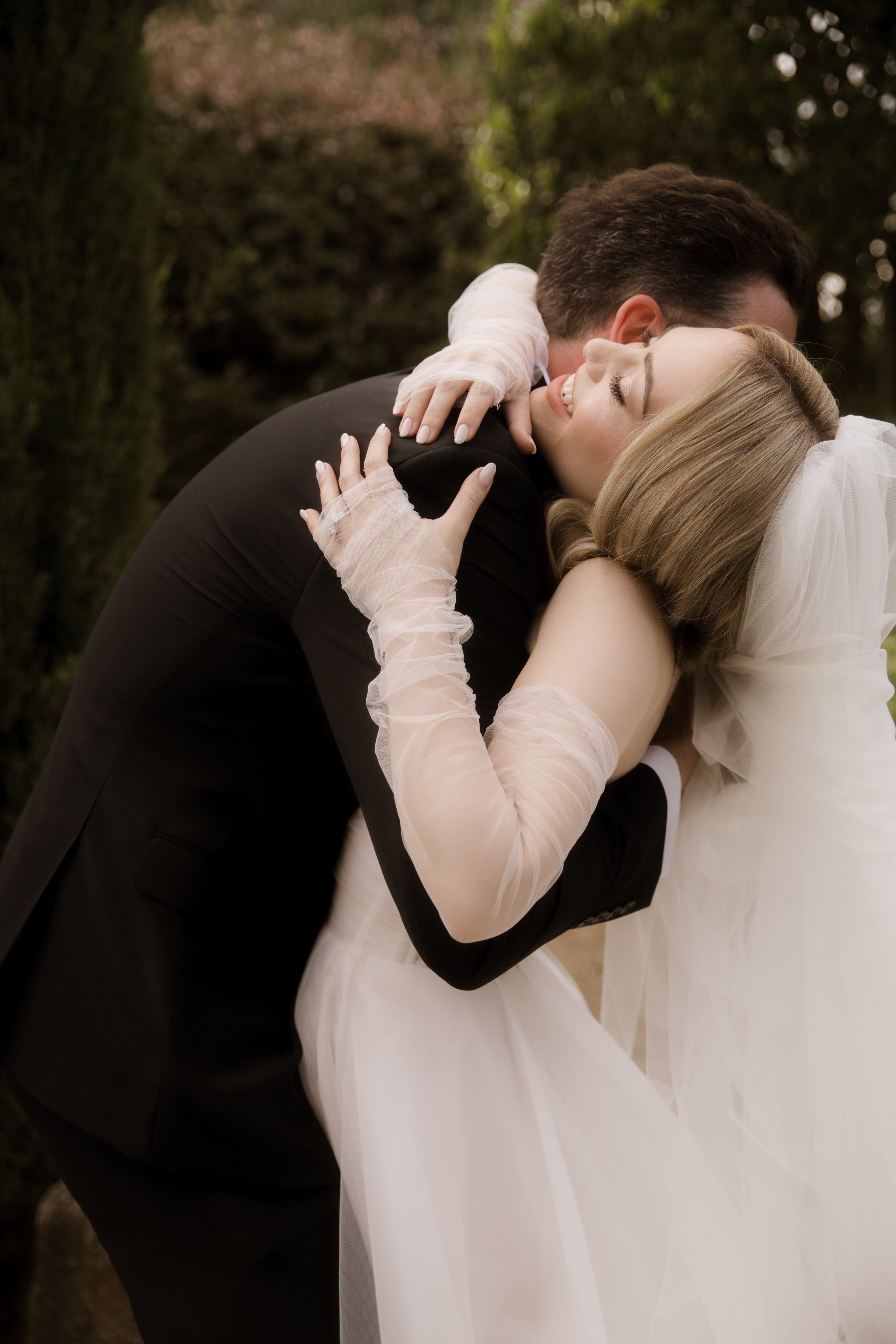 PJ & Yonna. Hotel Castell d’Emporda. Paola wedding photographer / videographer in Barcelona