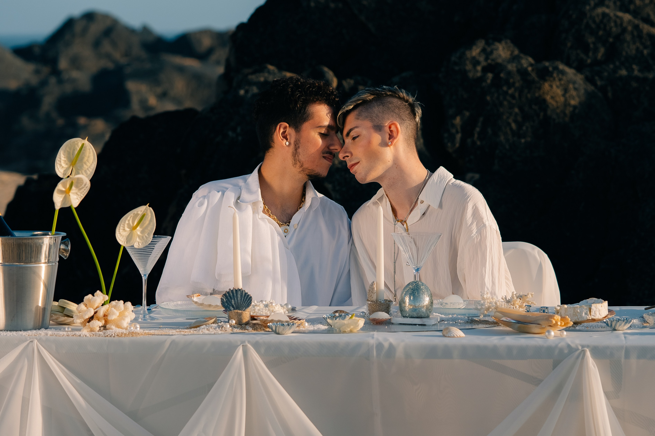 White Ocean Wedding. Maria Sher. Professional photographer from Porto, Portugal
