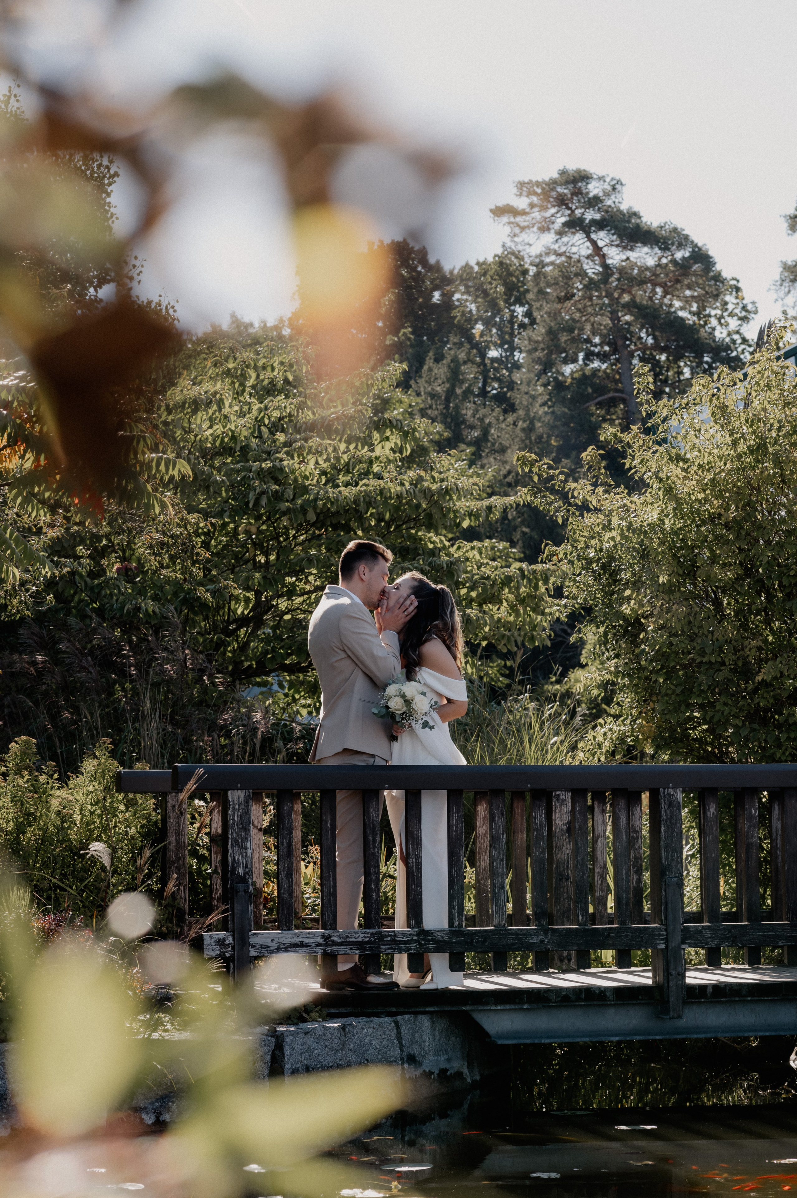 CIVIL WEDDING IN STADTSCHLOSS IN HERRIEDEN. Photographer in Nuremberg Irina Mehnert from Ansbach