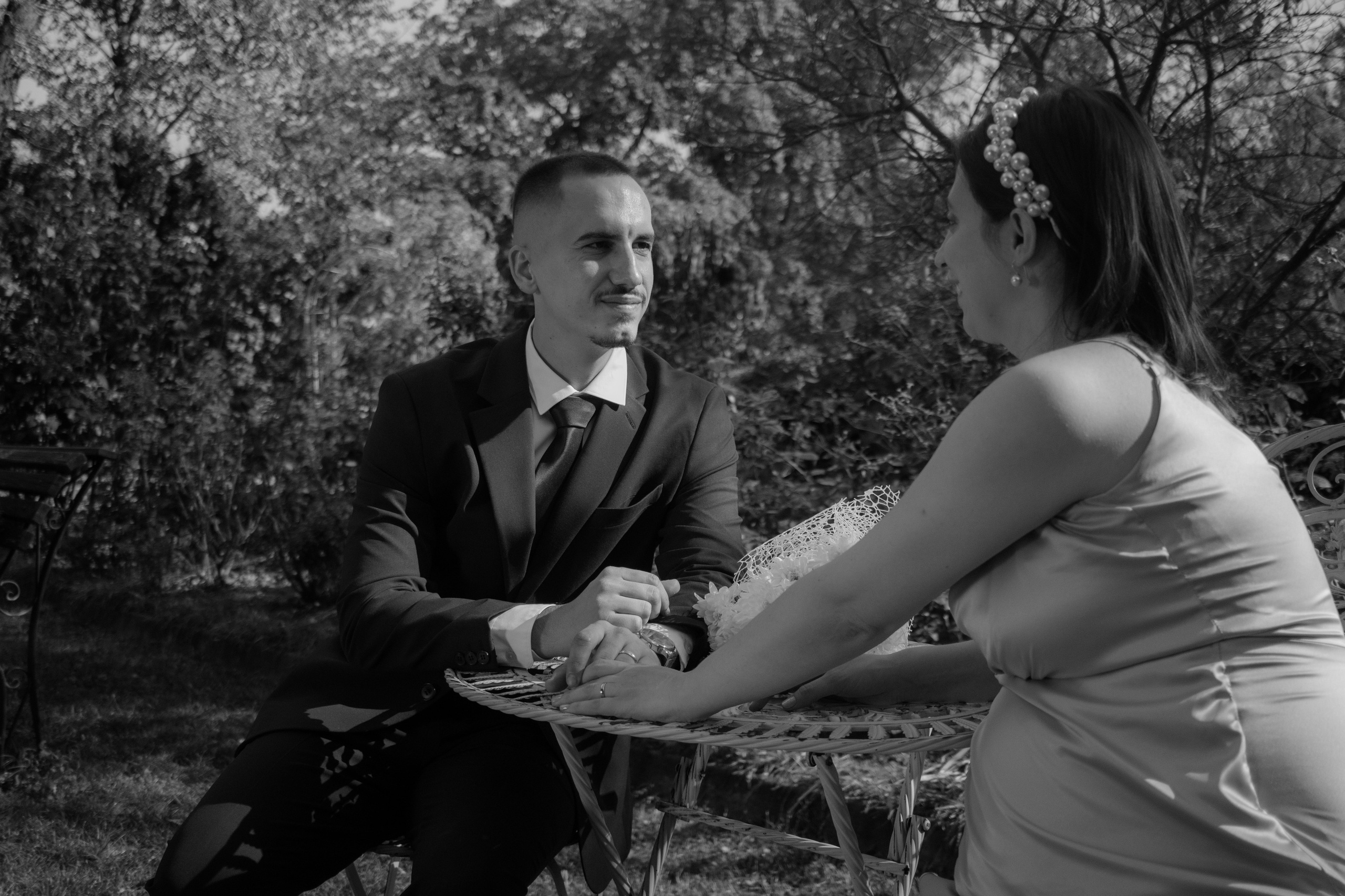 Ana & Alex. Fotograf si videograf — evenimente si studio