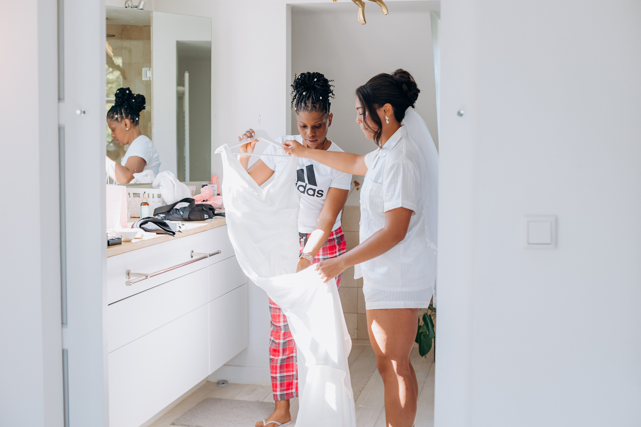 Ruben & Destiny. Wedding and Family Photograph