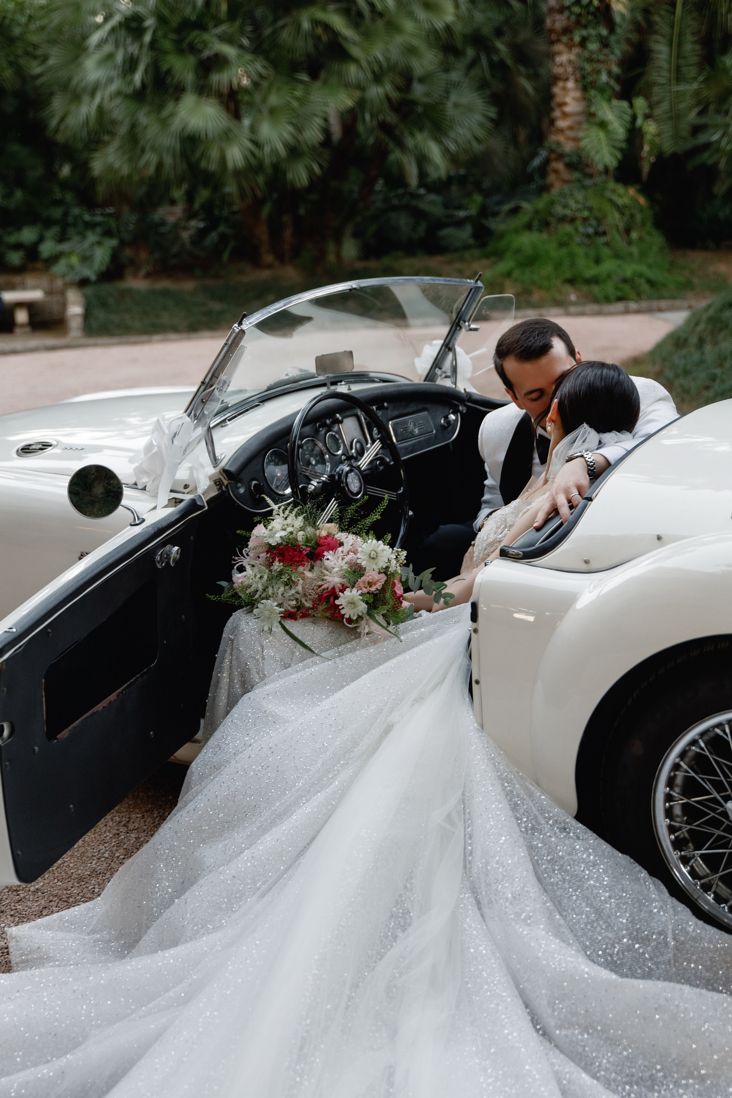 Wedding photographer Italy Rome, Tuscany, Lake Como, Sicily, Puglia. Wedding Photographer Rome Tuscany Como Sicily Puglia Amalfy Italy- Oksana Savenchuk