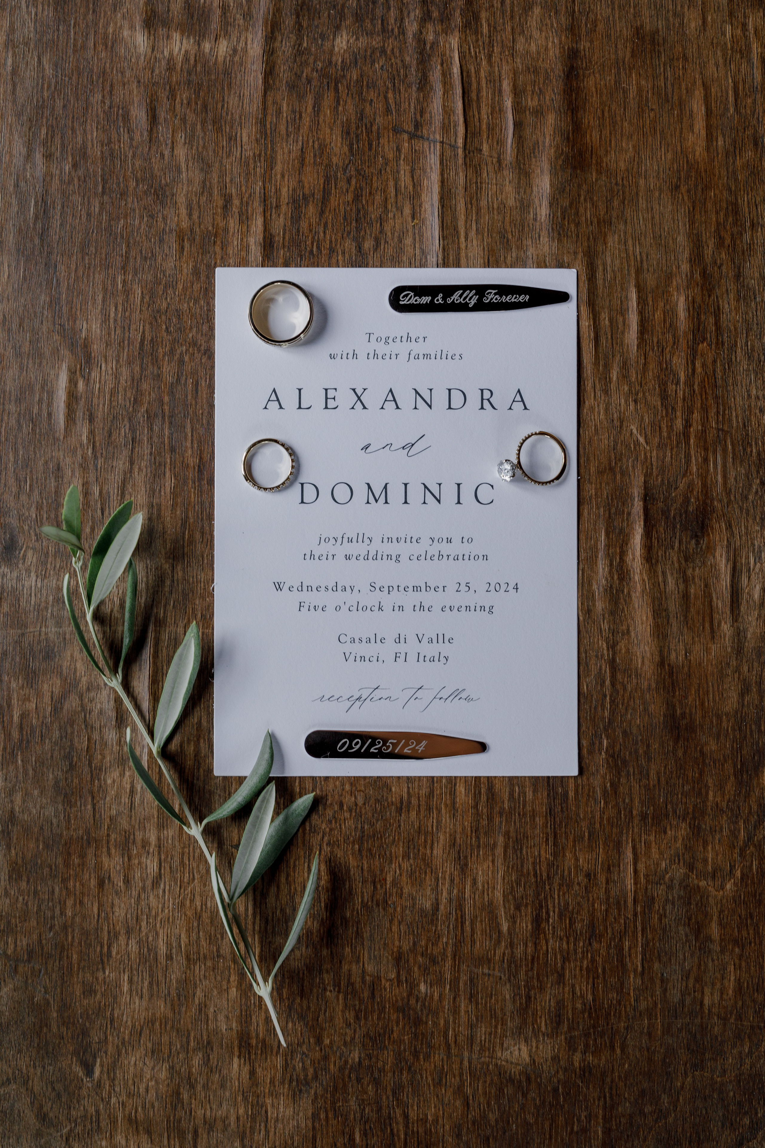 Dom&Ally. Wedding photographer Italy