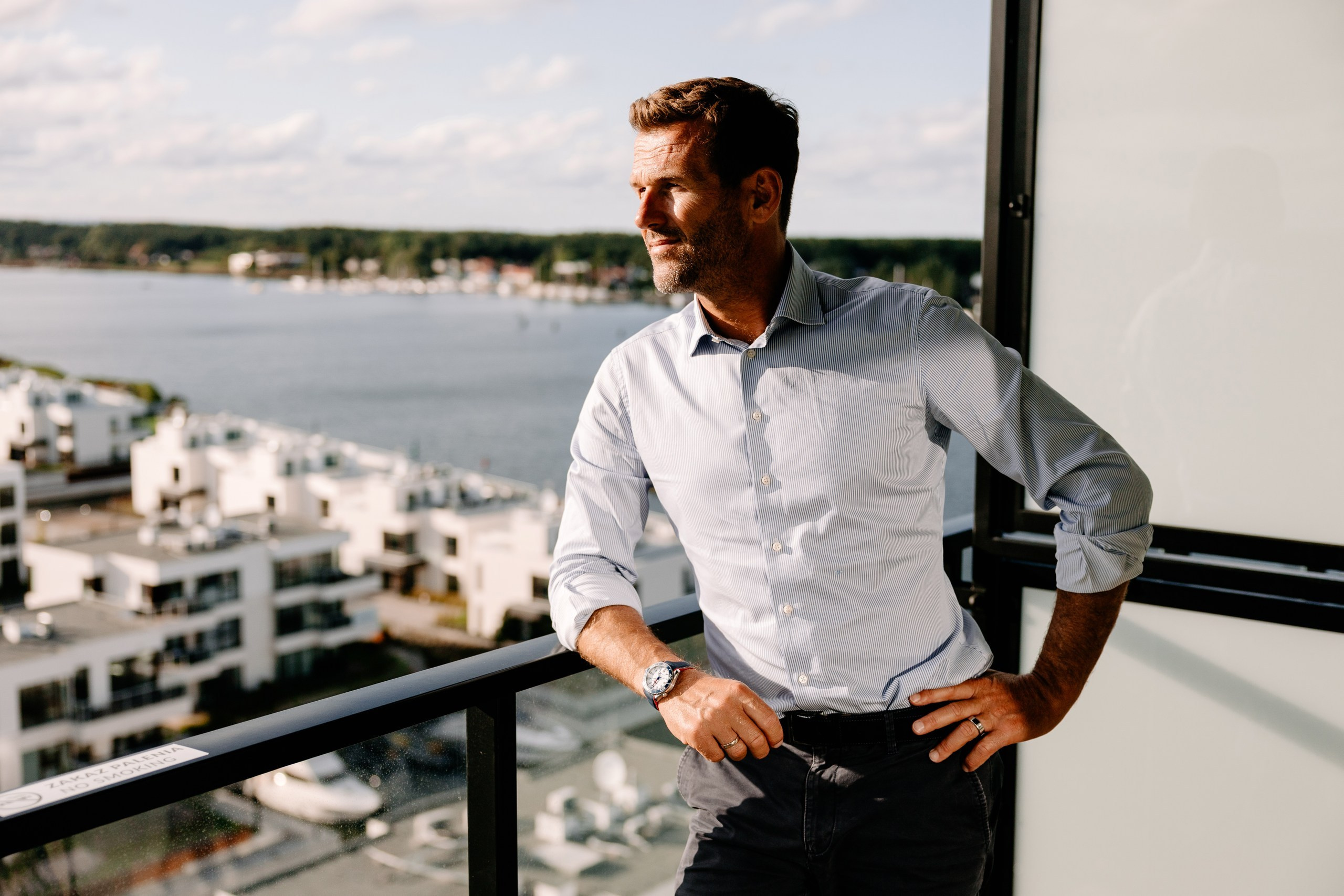 Dekpol Developer - Sesja Biznesowa dla Mateusza Kusznierewicza. Fotograf Ślubny Warszawa - Sesje Biznesowe Rodzinne Eventy