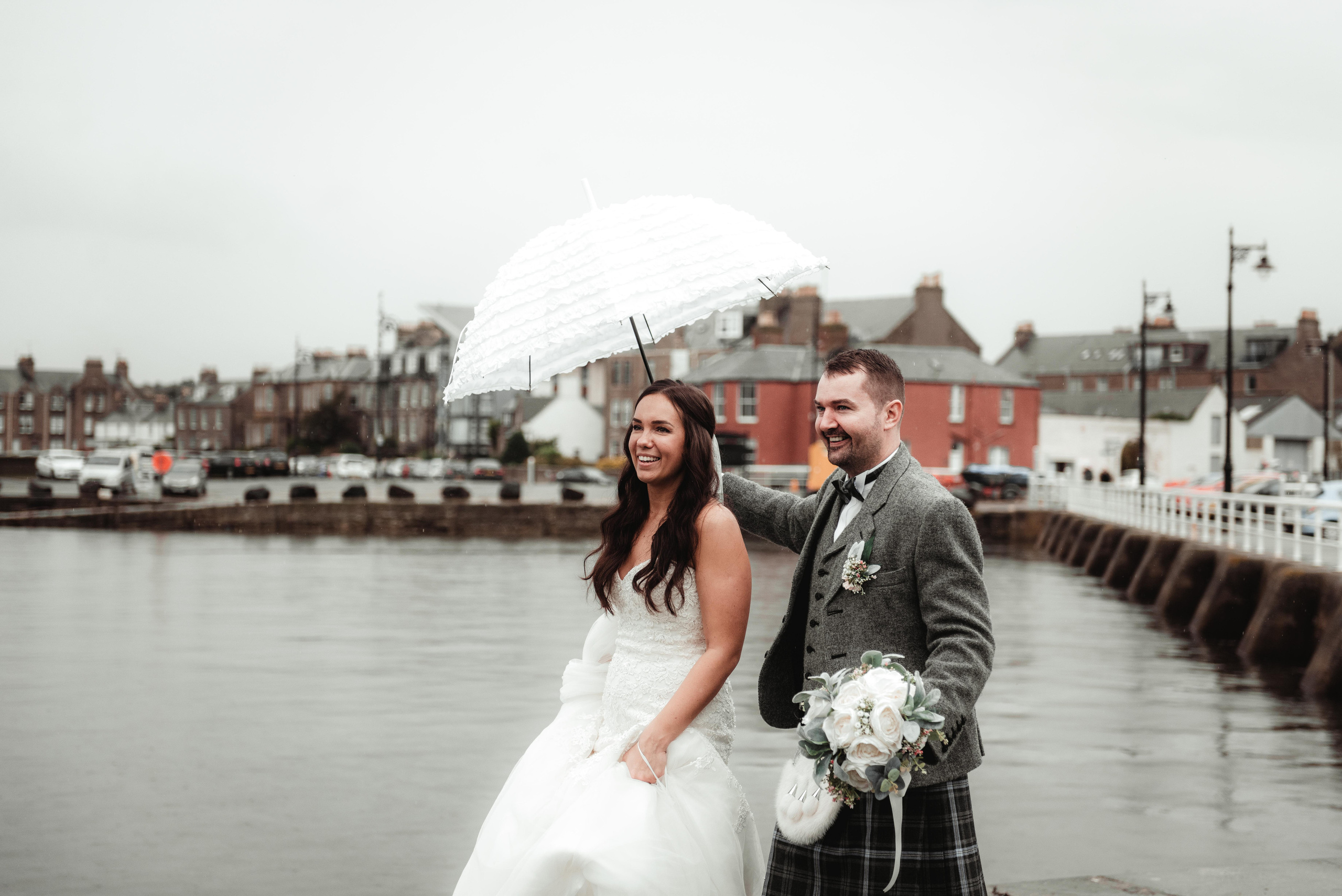 Wedding photos. Portrait and Family photographer based in Larkhall Scotland