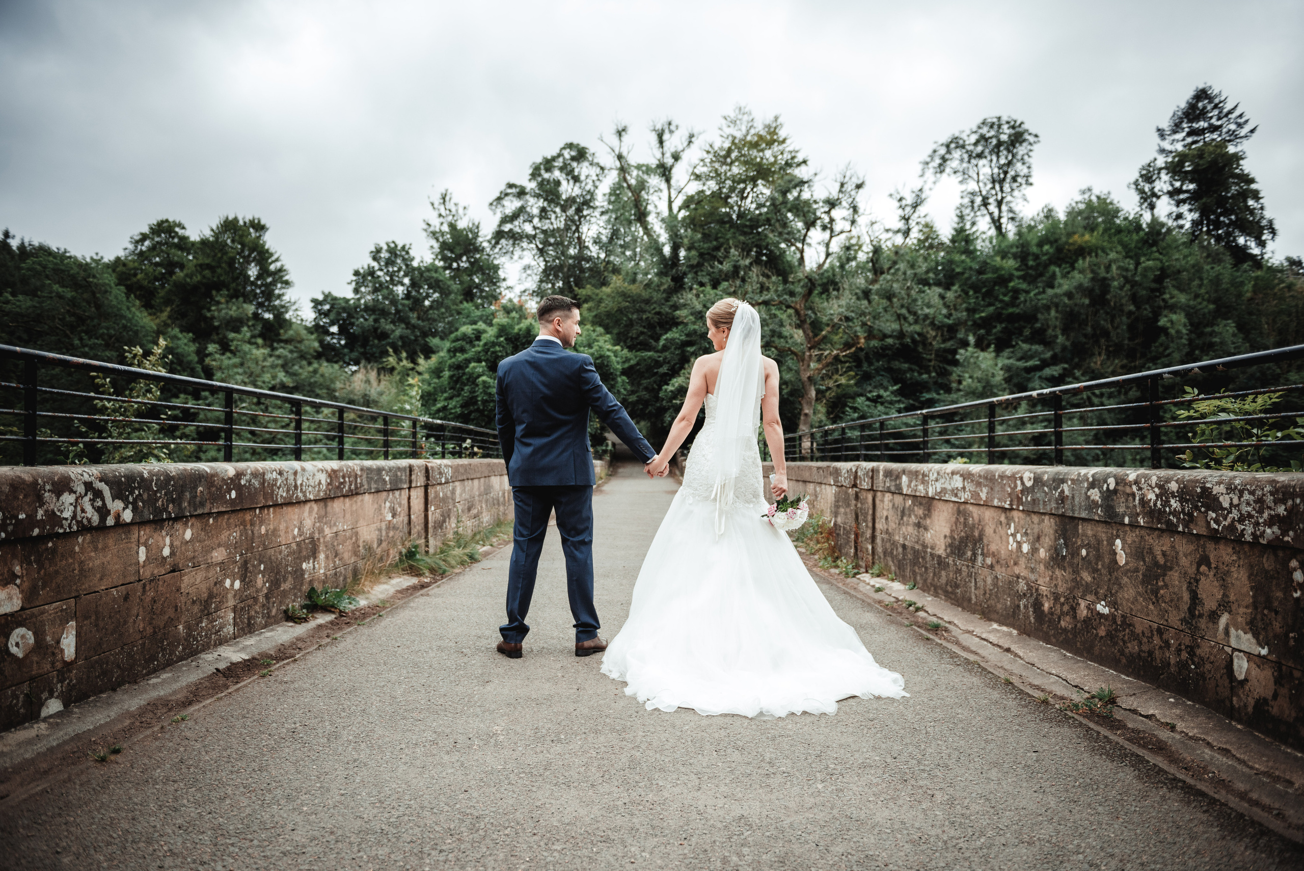 Wedding photos. Portrait and Family photographer based in Larkhall Scotland