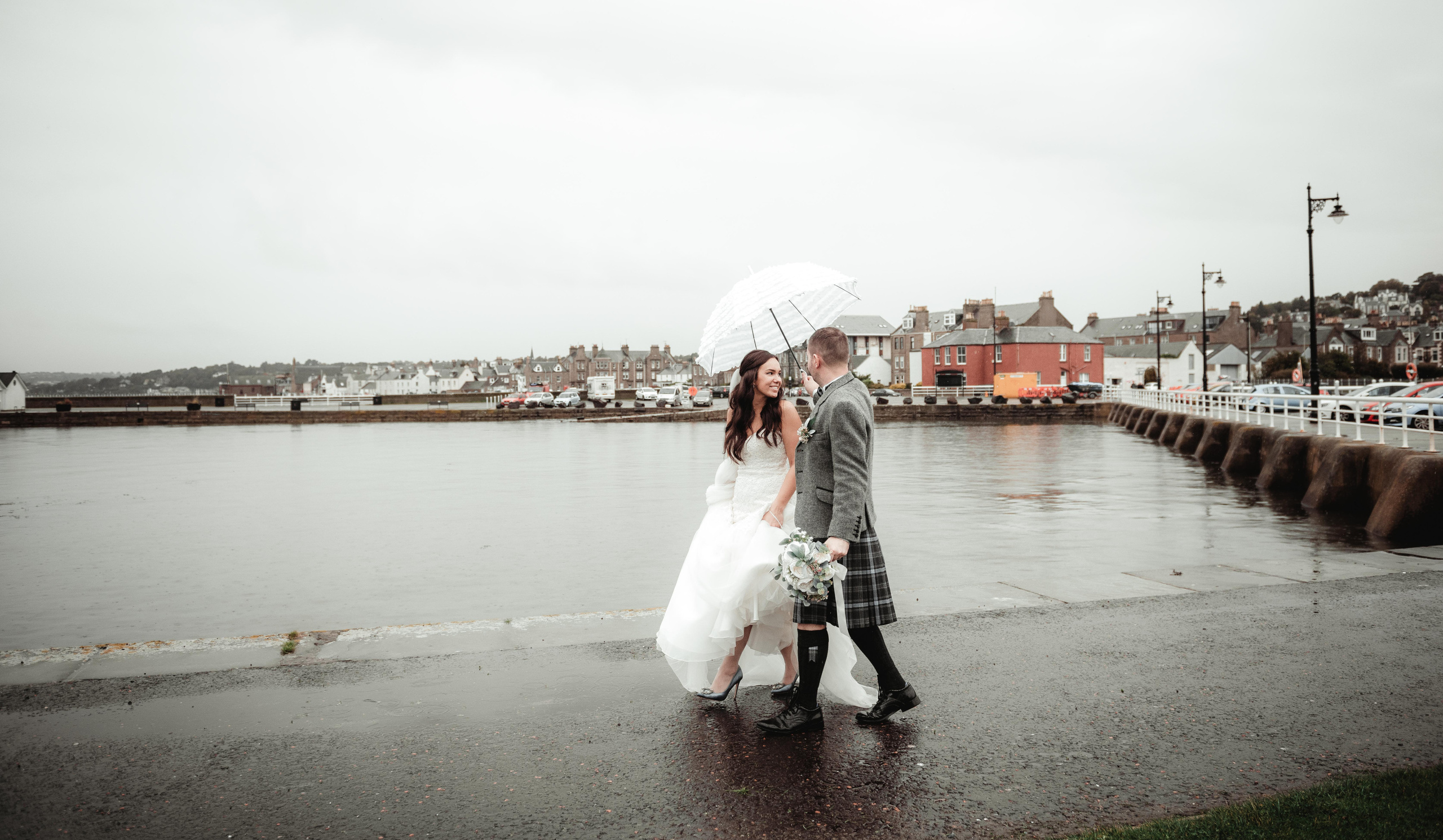 Wedding photos. Portrait and Family photographer based in Larkhall Scotland