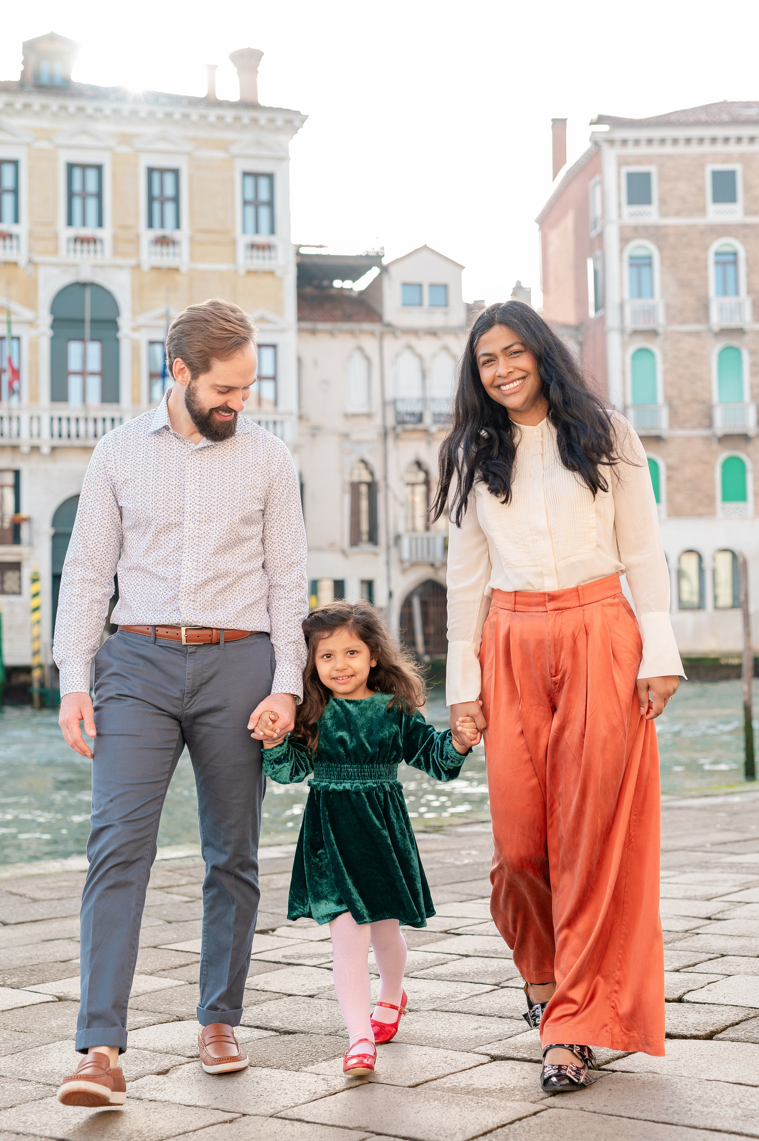 Family photoshoot in Venice. Photographer in Venice Anna Terzi