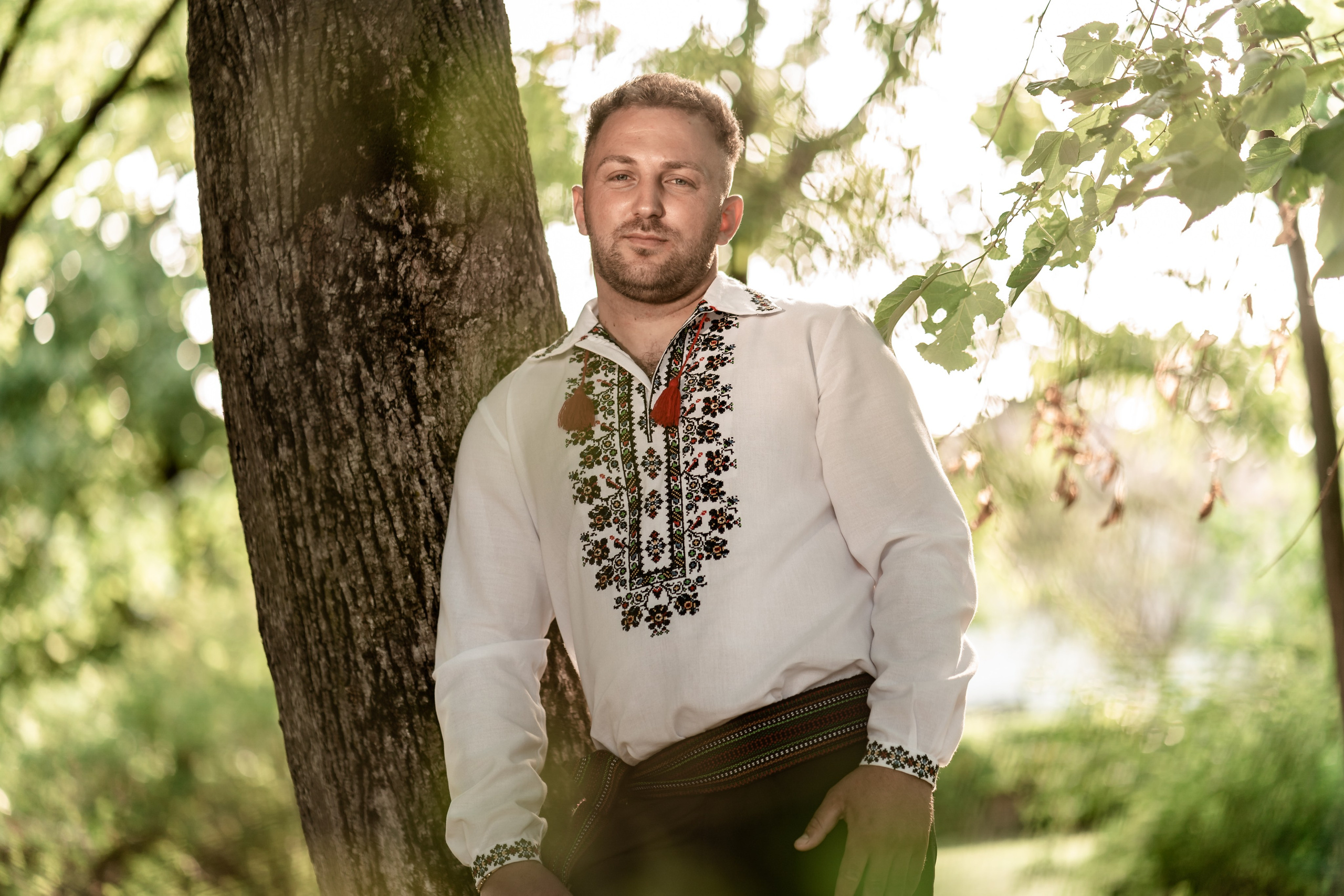 - save-the-date-petrică-claudia-ședință-foto-logodnă  - cuplu-îndrăgostit-ședință-foto-romantică  - anunț-nuntă-petrică-claudia-save-the-date  - fotografii-save-the-date-iași-botoșani-suceava  - petrică-claudia-poze-logodnă-foto-alin-chirilă  - ședință-foto-pre-nuntă-save-the-date  - save-the-date-poze-emotionante-cuplu  - logodnă-foto-petrică-claudia-alino-foto-studio  - ședință-foto-natură-cuplu-viitori-miri  - alin-chirilă-fotograf-save-the-date-petrică-claudia