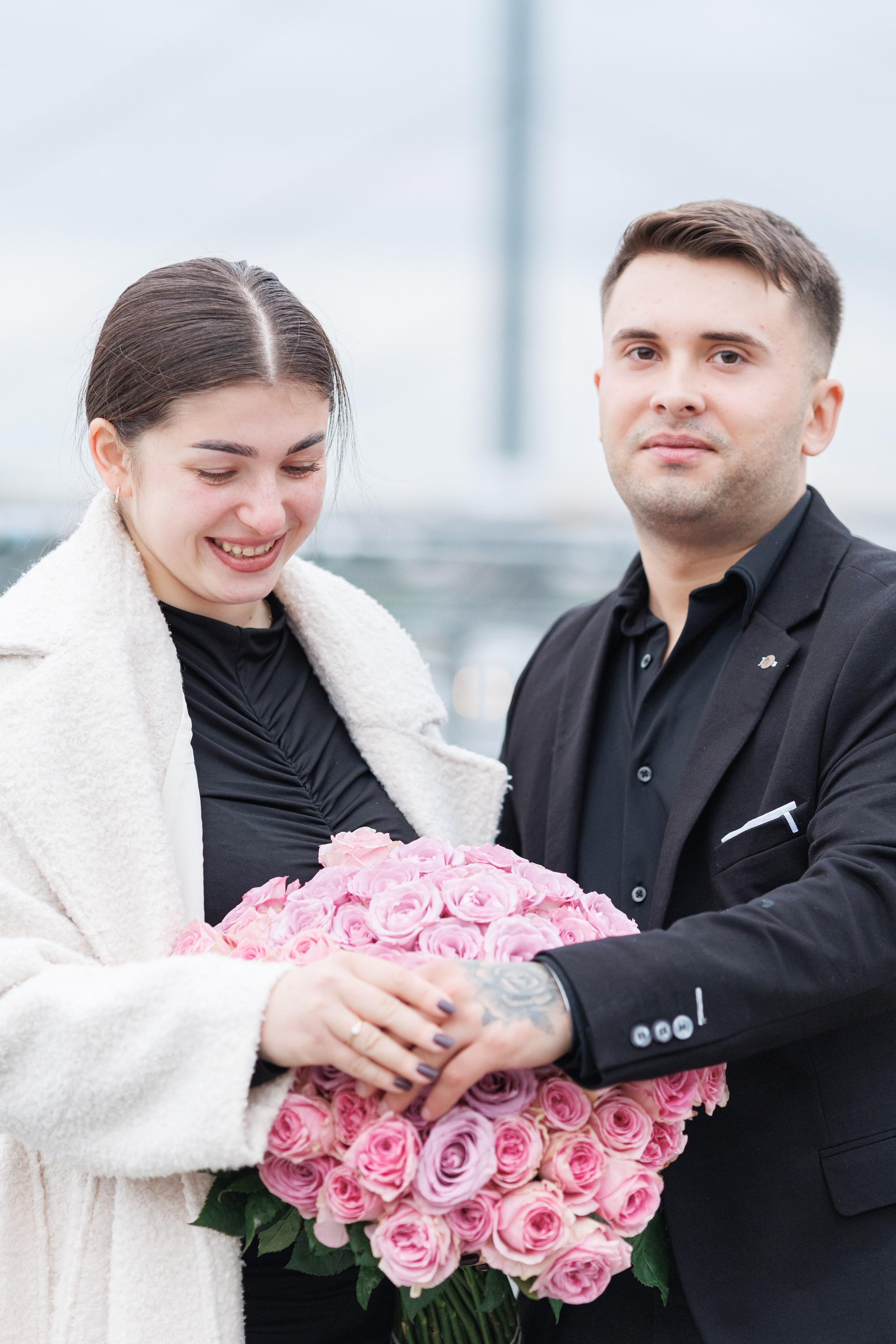 She said 'Yes'. Dienstleistungen