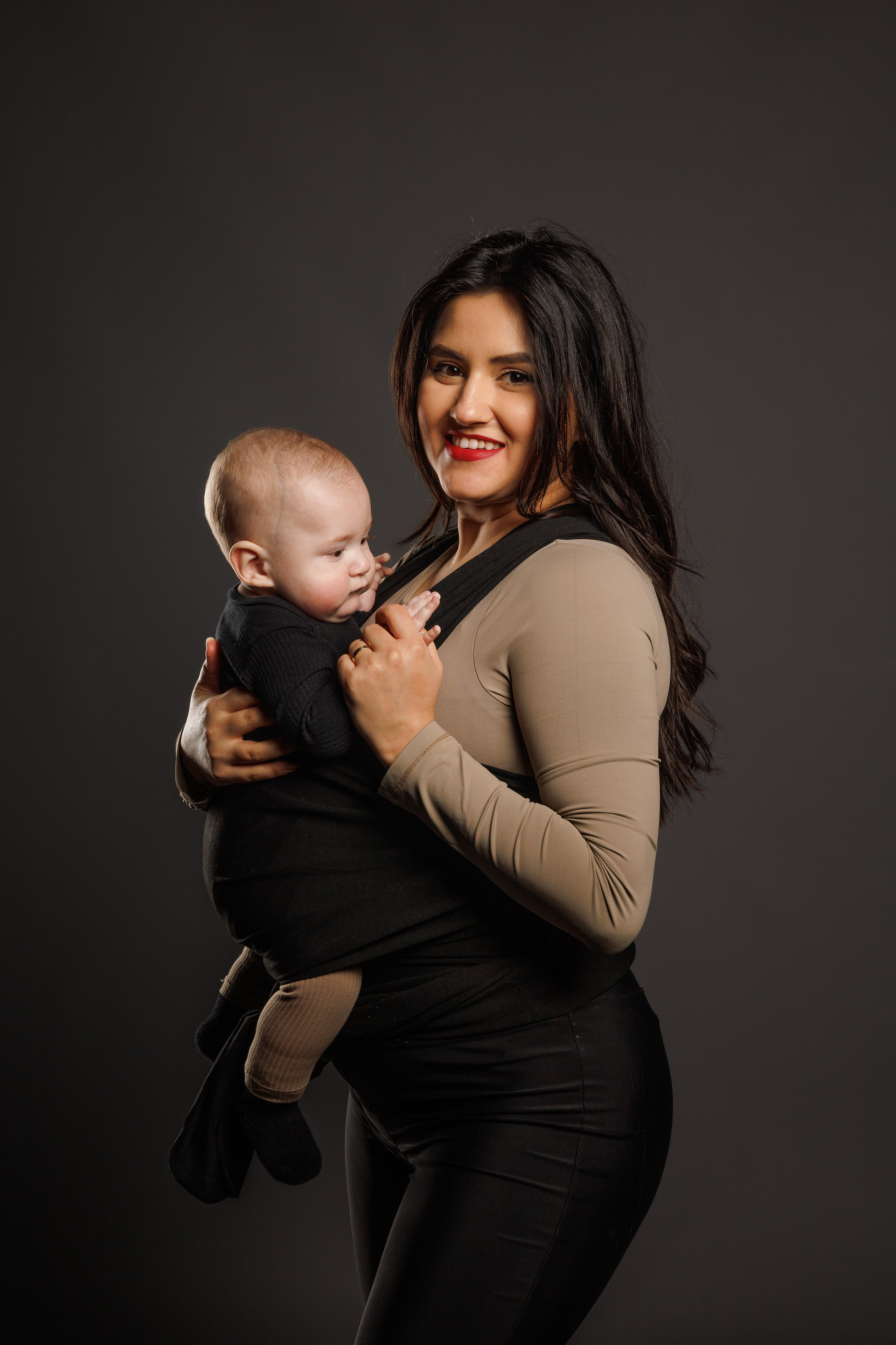 ValStudio. Https://valphoto.wfolio.pro/