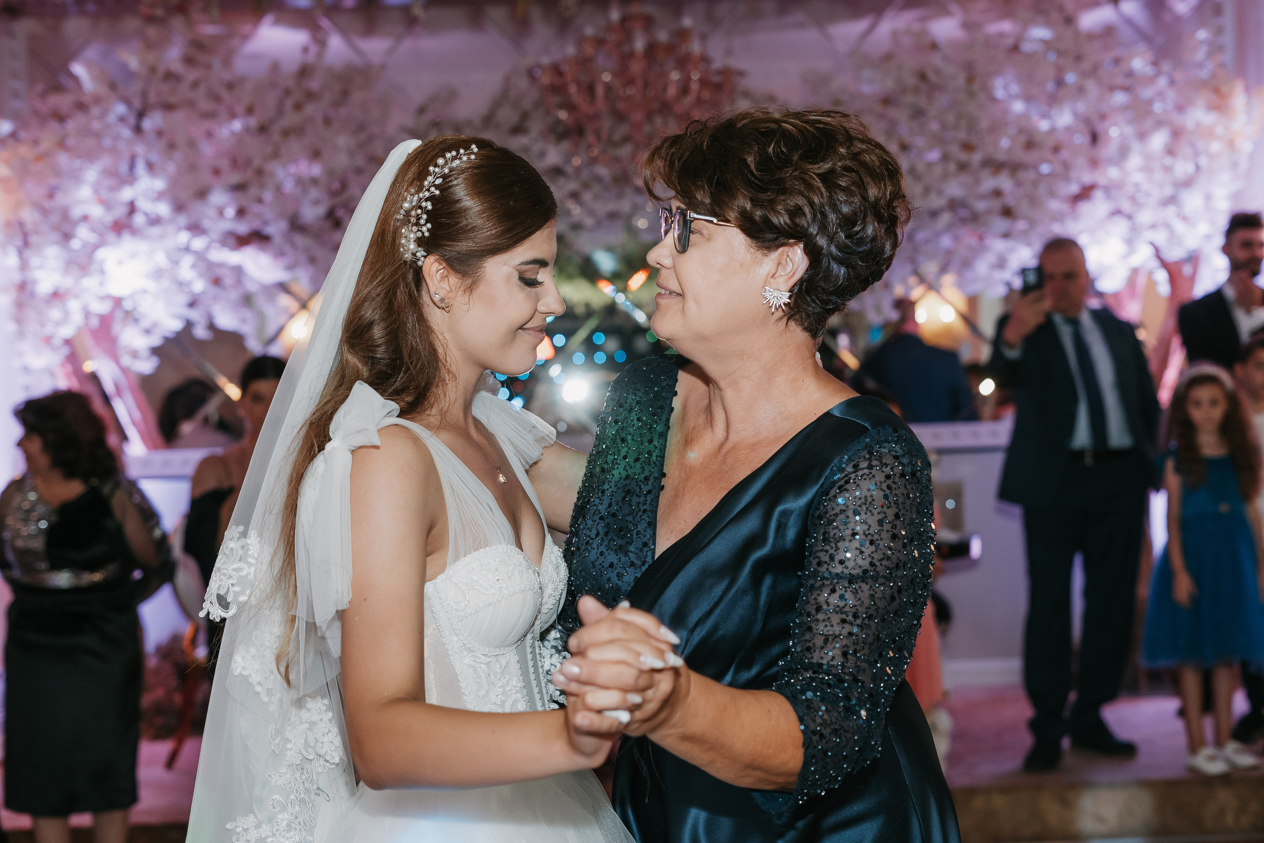 Simona & Gabriel. Dara Lens | The art of remembering