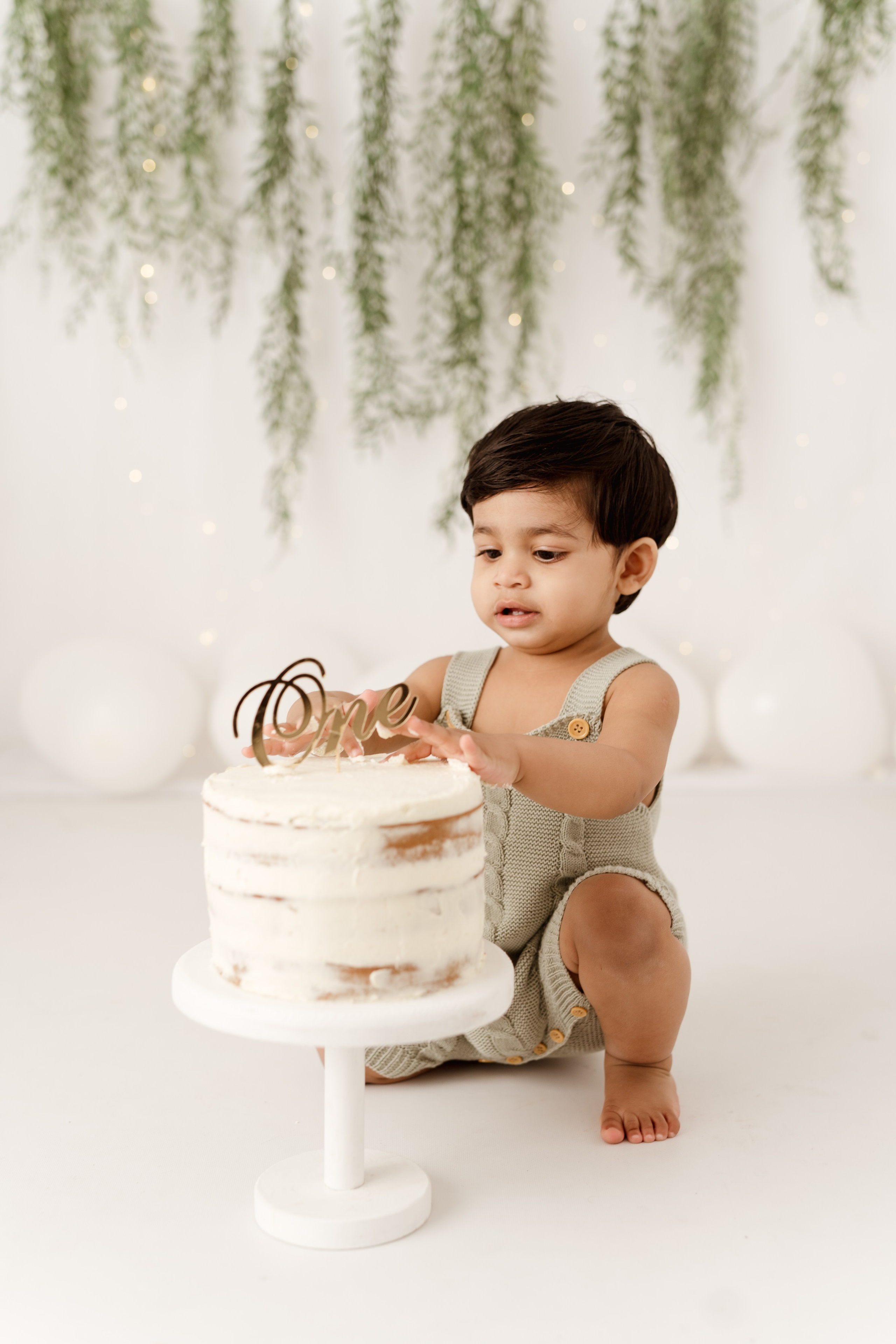 Pierwszy roczek Lithvika. Fotograf Łódź - sesja ciążowa, noworodkowa, dziecięca. Studio w Łodzi