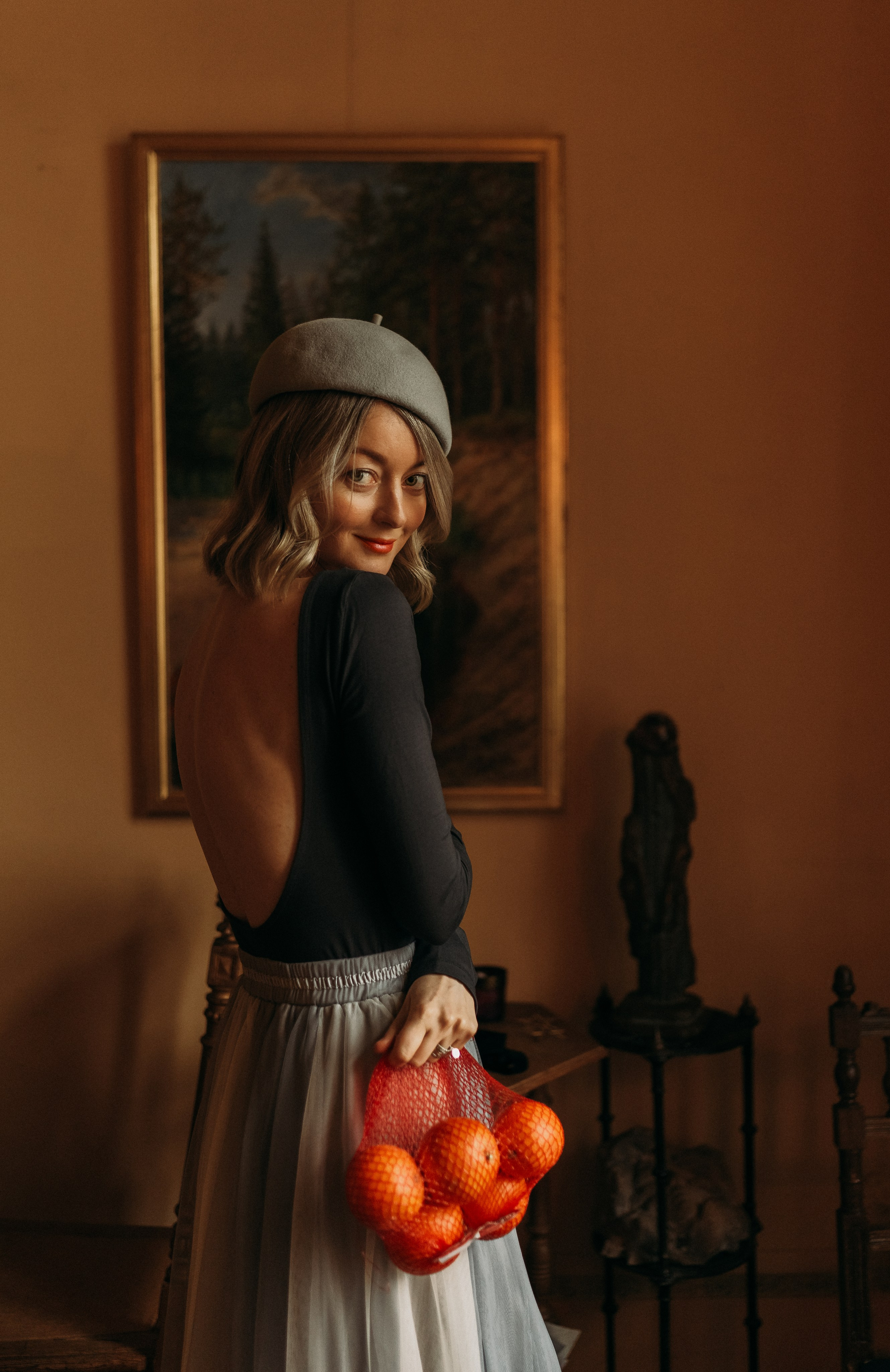 Woman phoshoot. Wedding and portrait photographer in Helsinki Vickan O