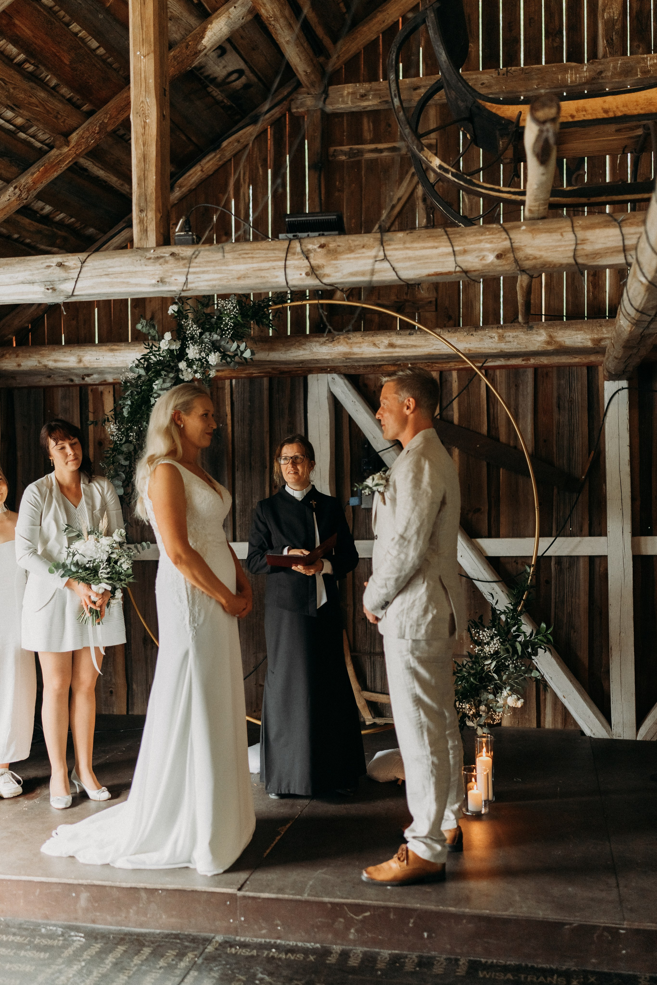 A&O. Wedding and portrait photographer in Helsinki Vickan O