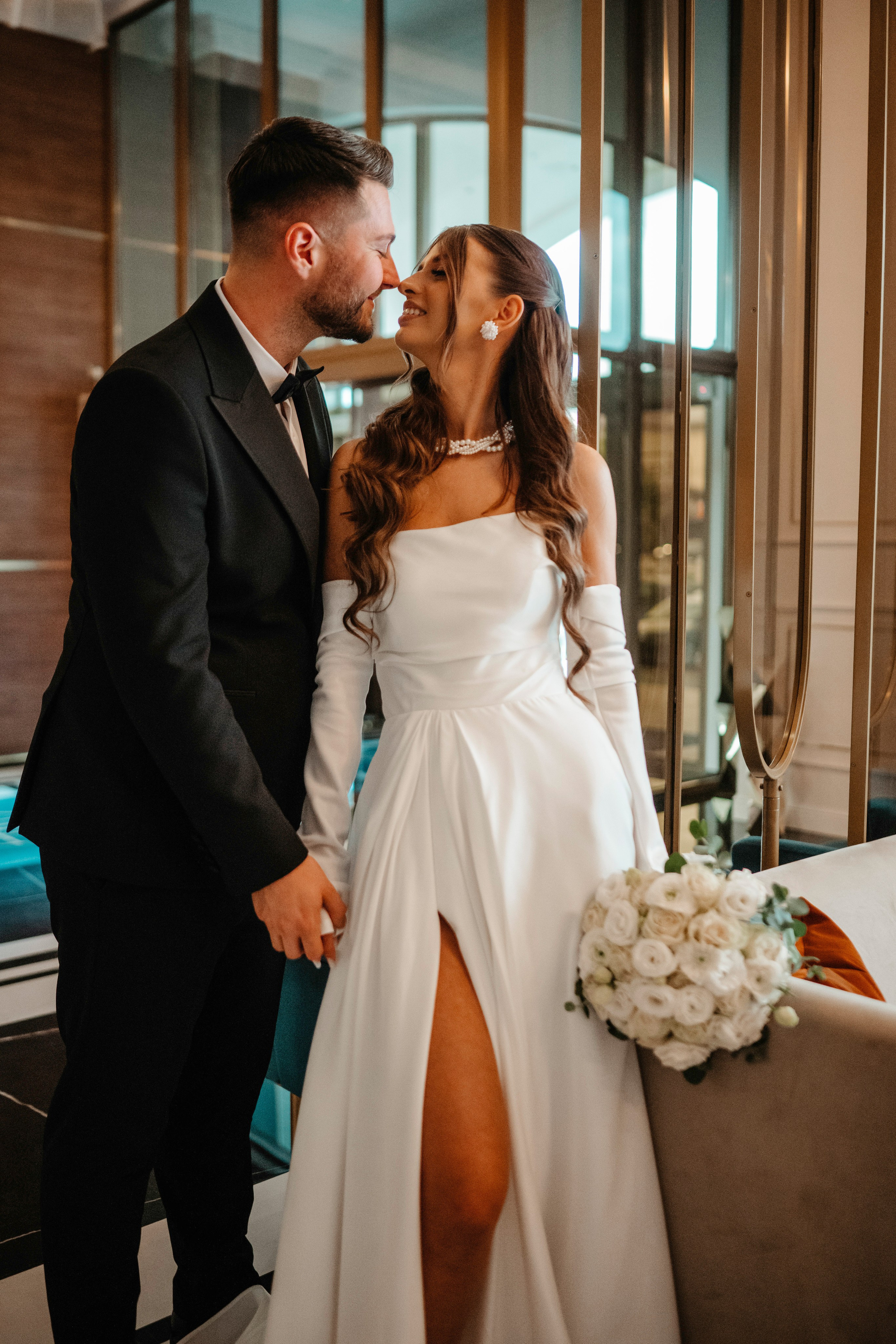 🤎 C a m e l i a & B o g d a n - Wedding Day Preview. Wedding & Family Photographer