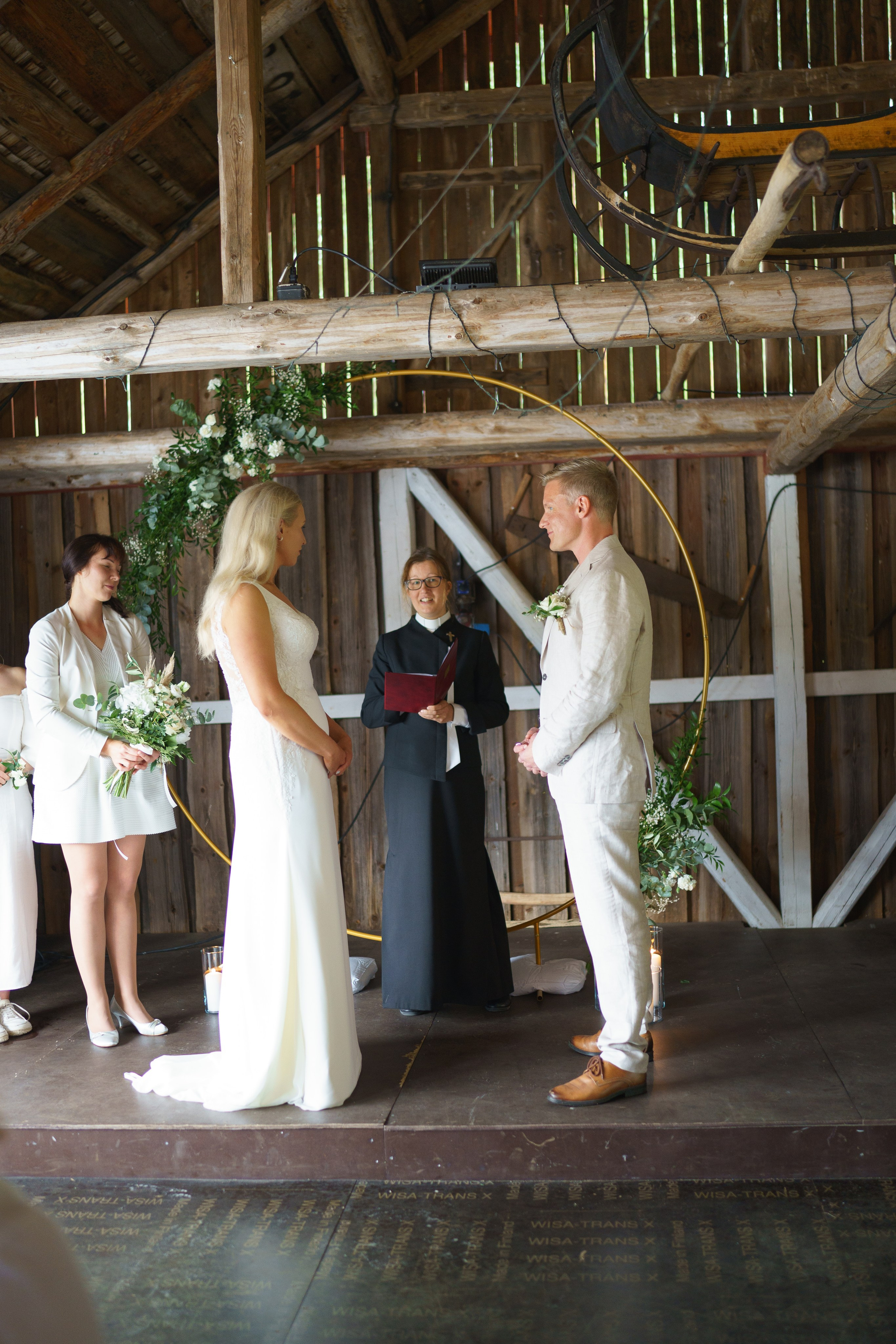 A&O. Wedding and portrait photographer in Helsinki Vickan O