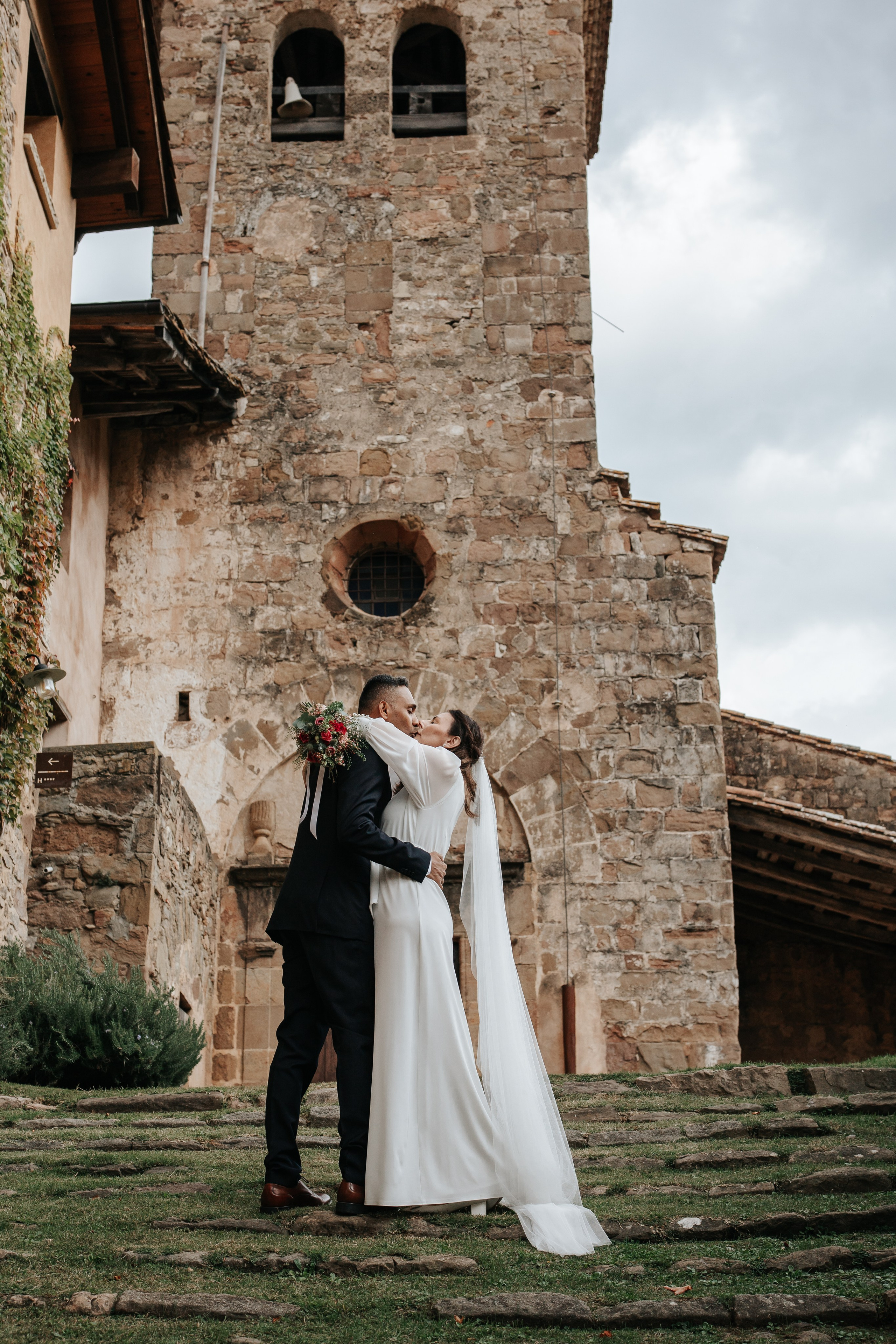 Aurelia+Anand, 02.11.2025, Olot. Fotógrafa de bodas en Cataluña