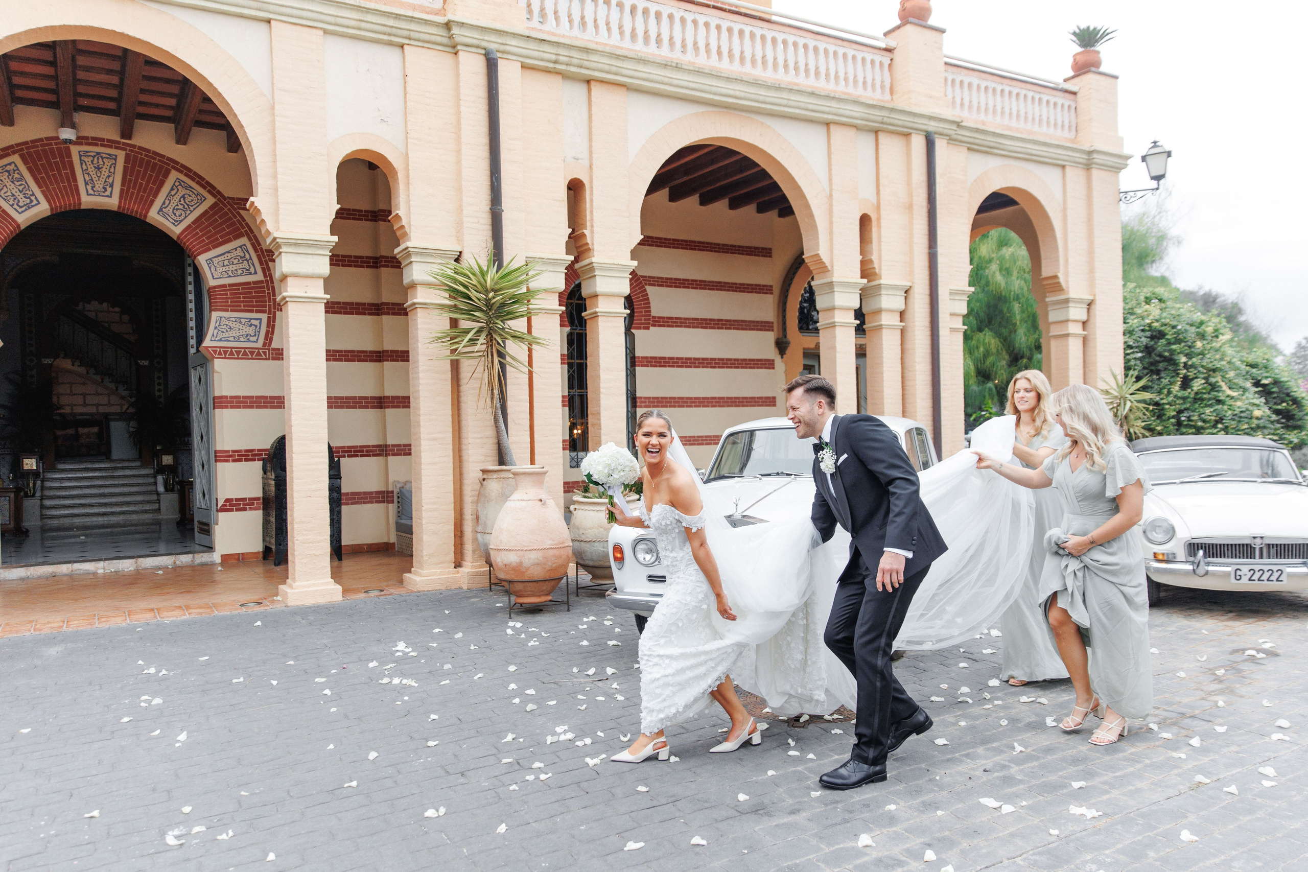 Wedding in Gran Villa Rosa. Wedding Photographer in Barcelona Lana Alekhina