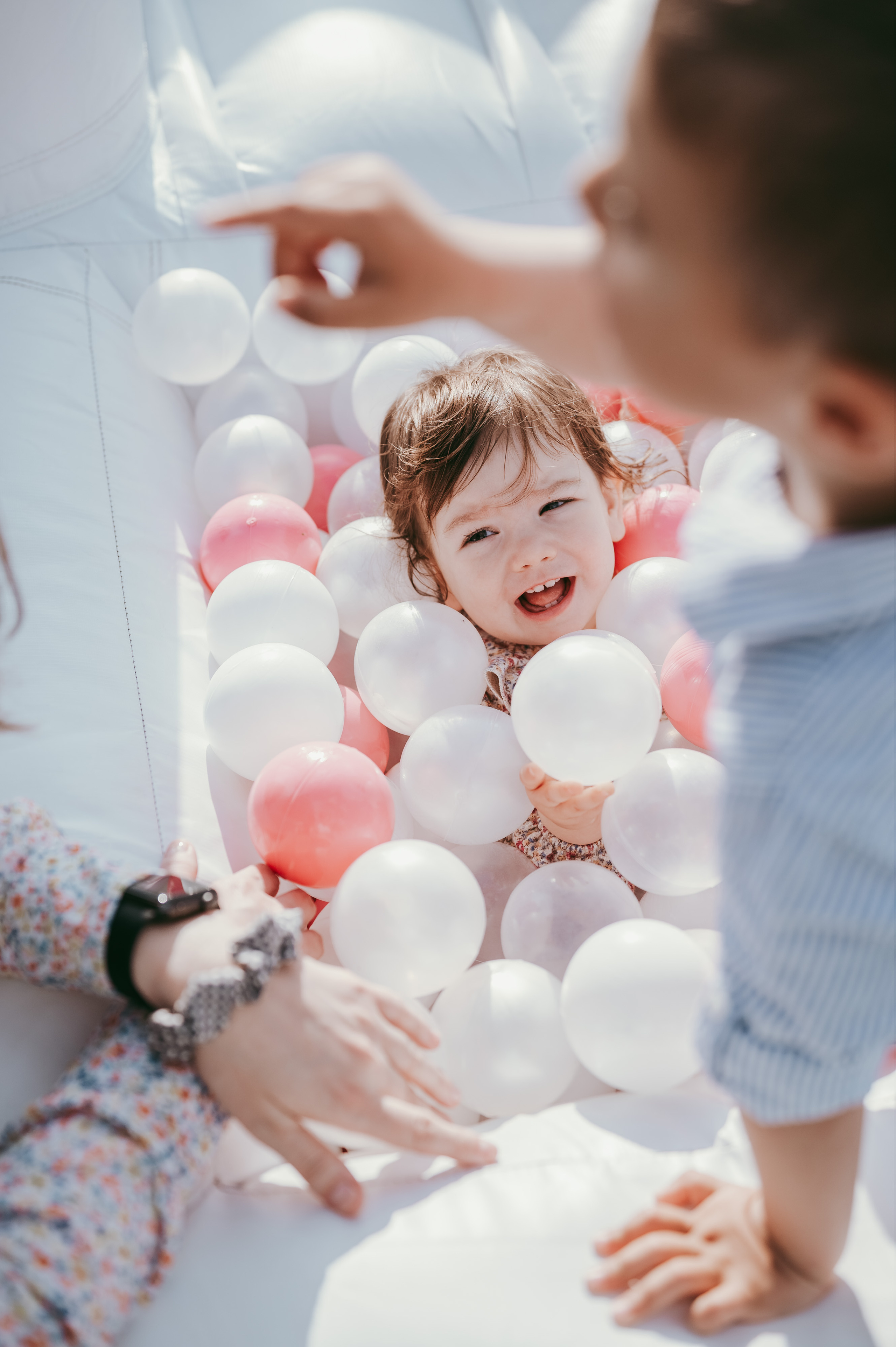 Fotografisanje RODJENDANA. Deciji i porodicni fotograf u Beogradu Oksana Skendzic