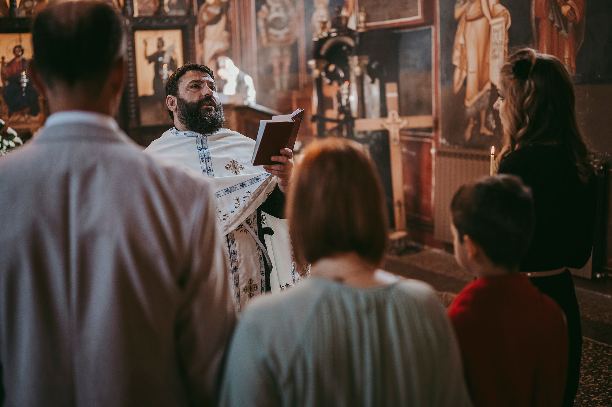 Filip / krstenje. Deciji i porodicni fotograf u Beogradu Oksana Skendzic