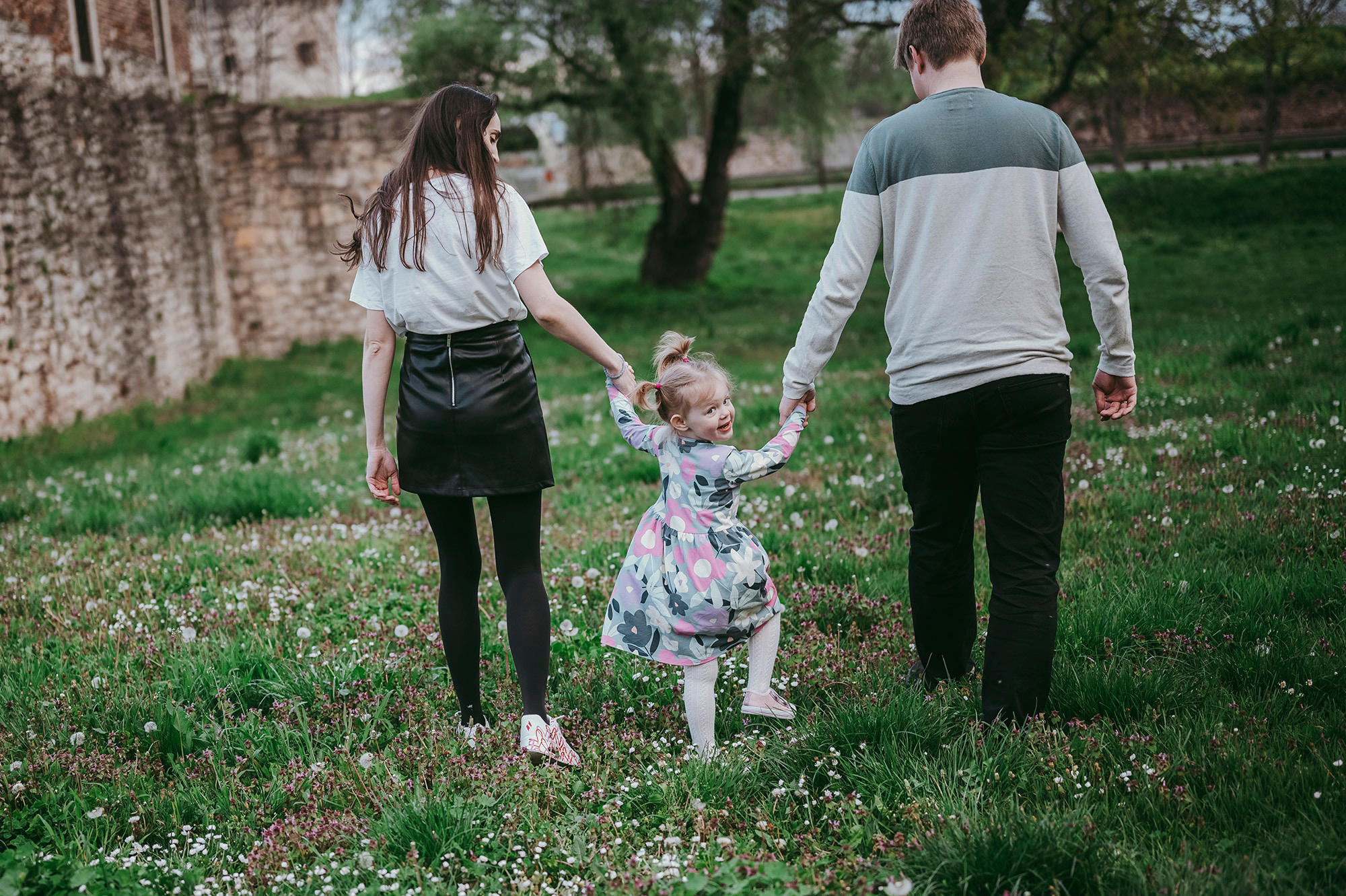 Sasha, Julia, Kostya / family photoshoot. Deciji i porodicni fotograf u Beogradu Oksana Skendzic