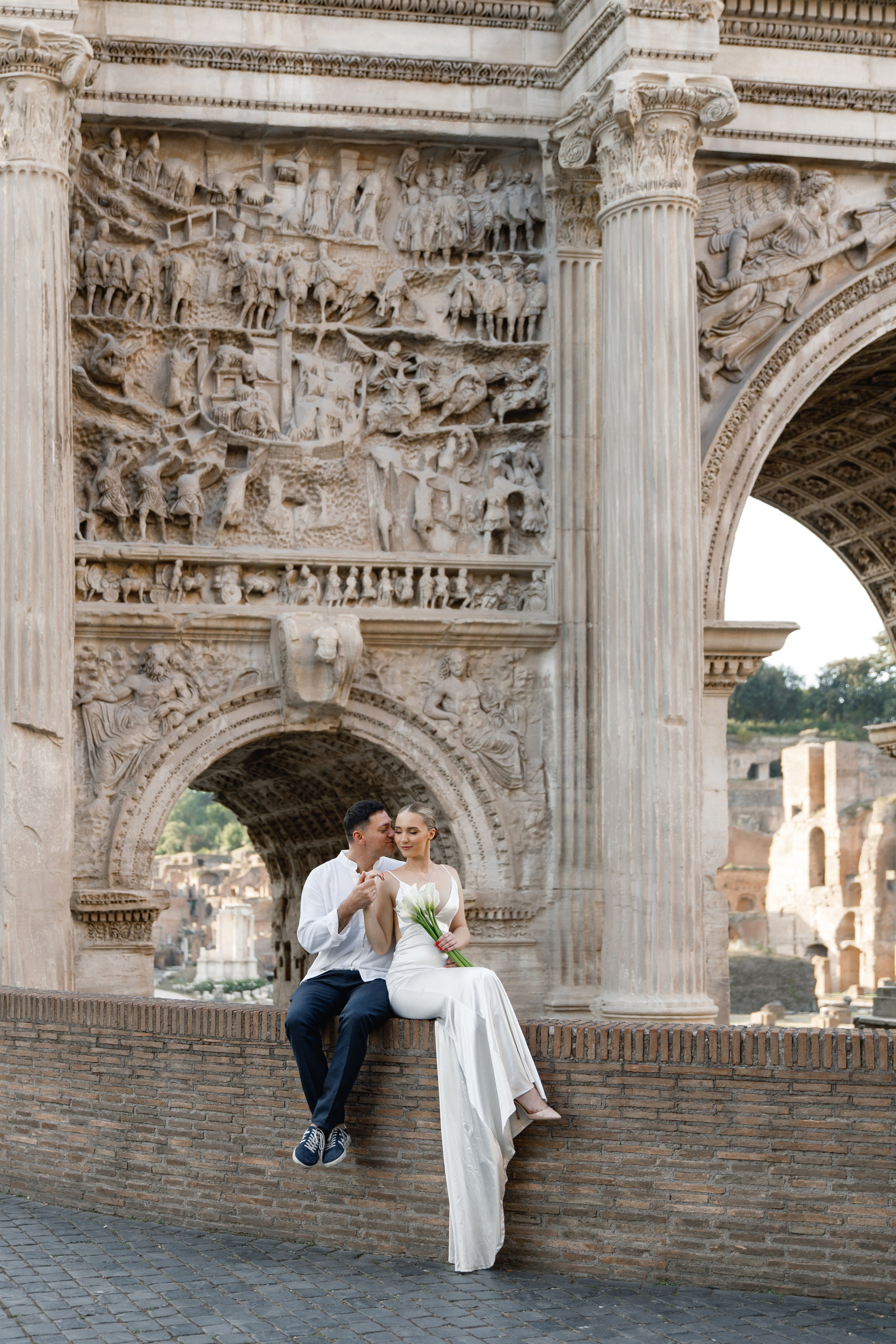Elopement in Rome. Wedding Photographer Rome Tuscany Como Sicily Puglia Amalfy Italy- Oksana Savenchuk