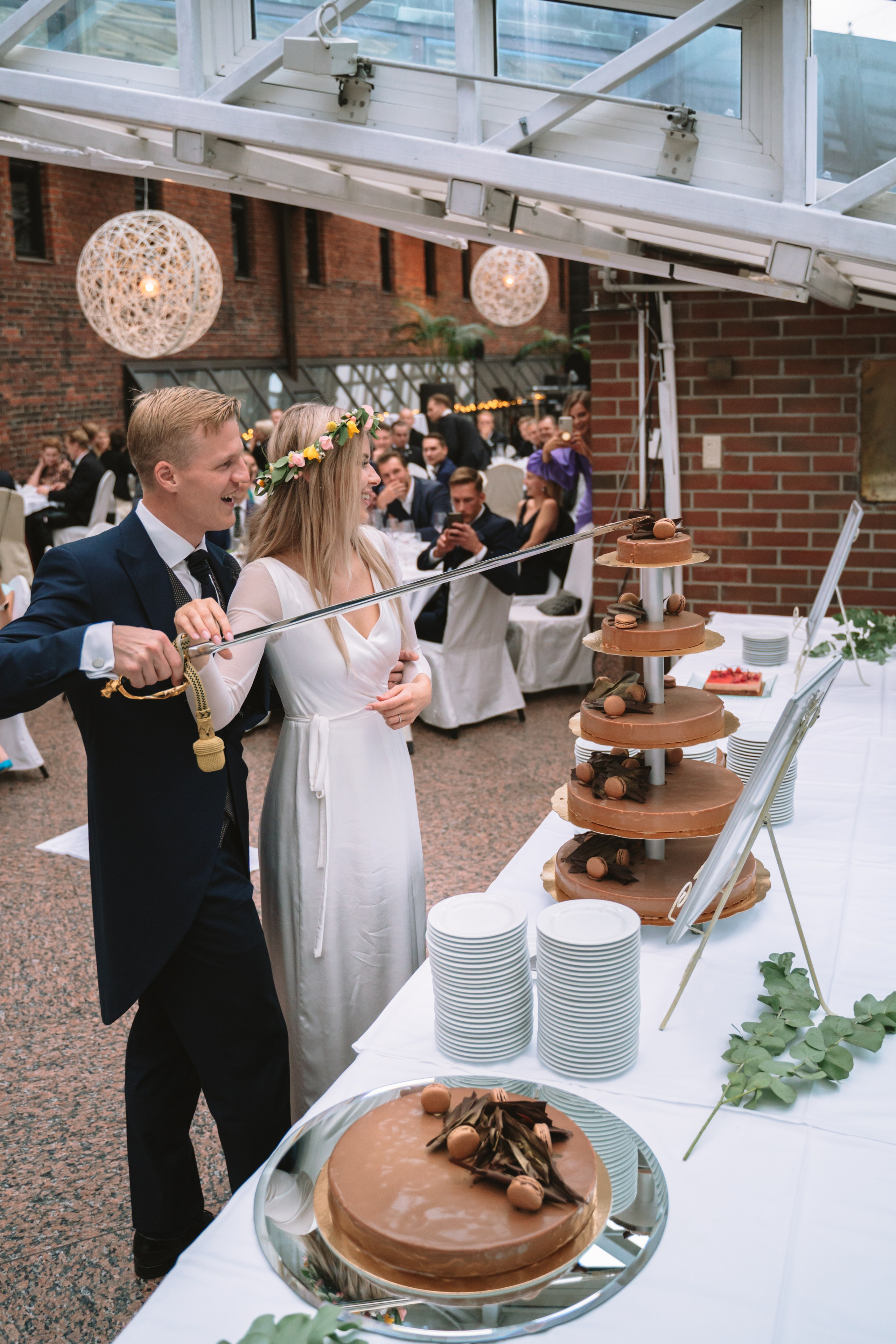 DiaFoto Barcelona Wedding Photoshoot | Barcelona Wedding Photographer. DiaFoto — Wow Photographer in Barcelona | Premium Barcelona Photoshoot Experience