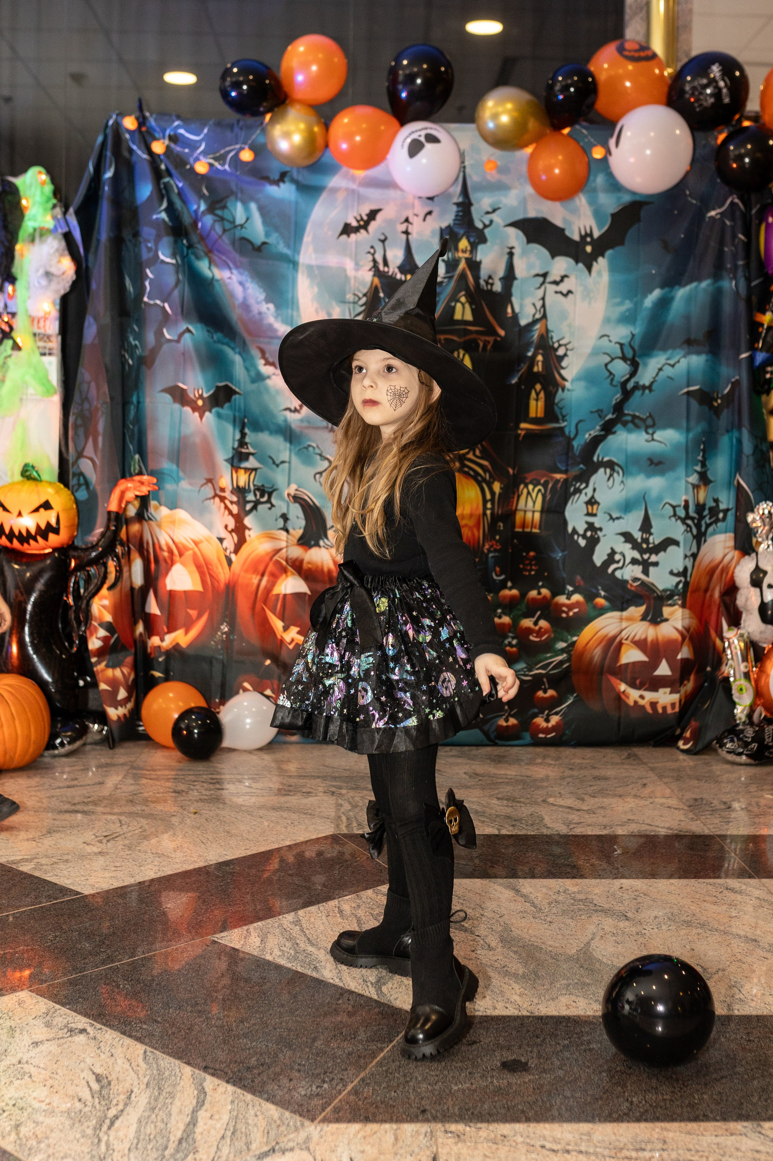 Leo dance studio Helloween 2025. Семейный и детский фотограф в Варшаве Мила Бобровская