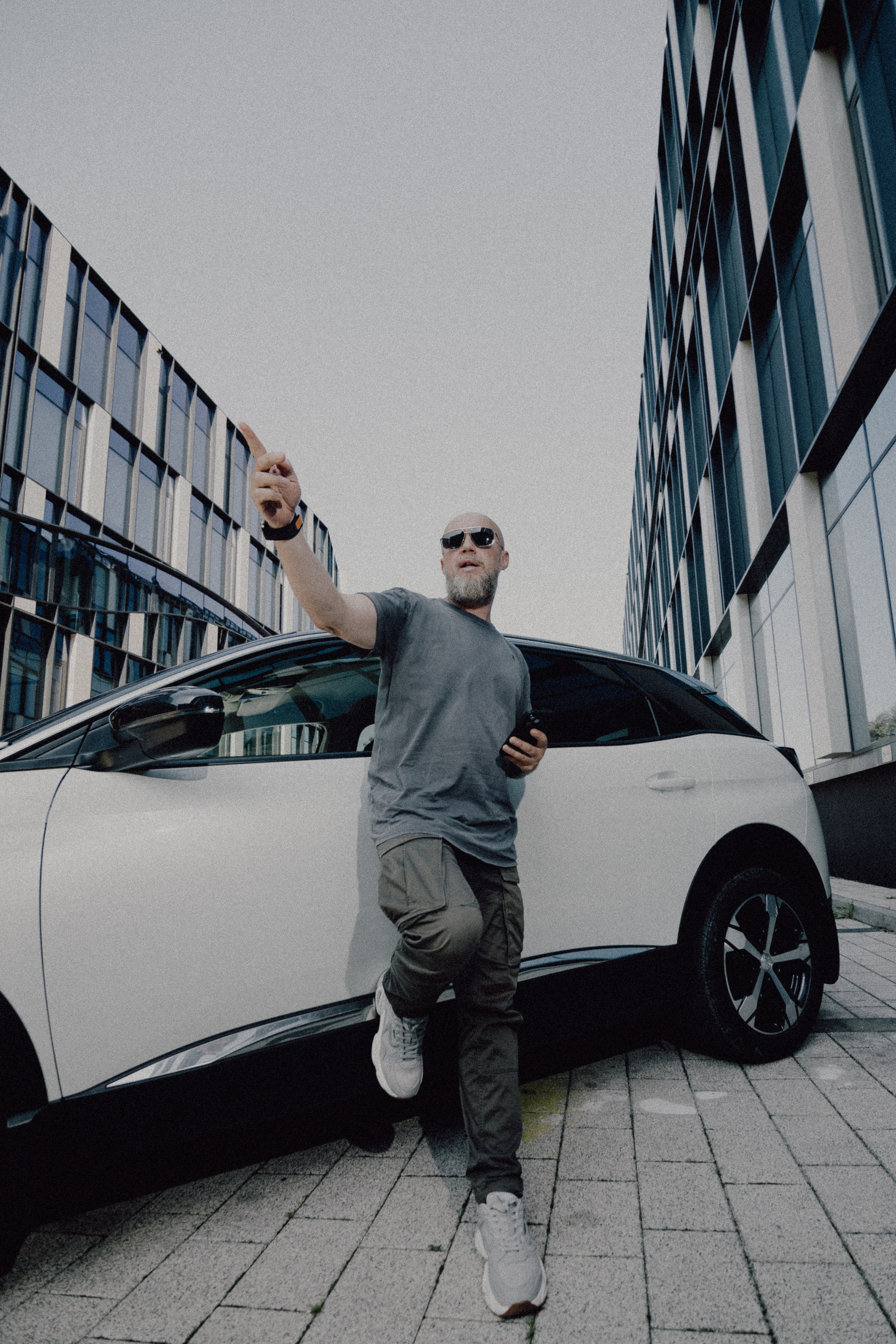 Individual. Wedding photographer and videographer Europe