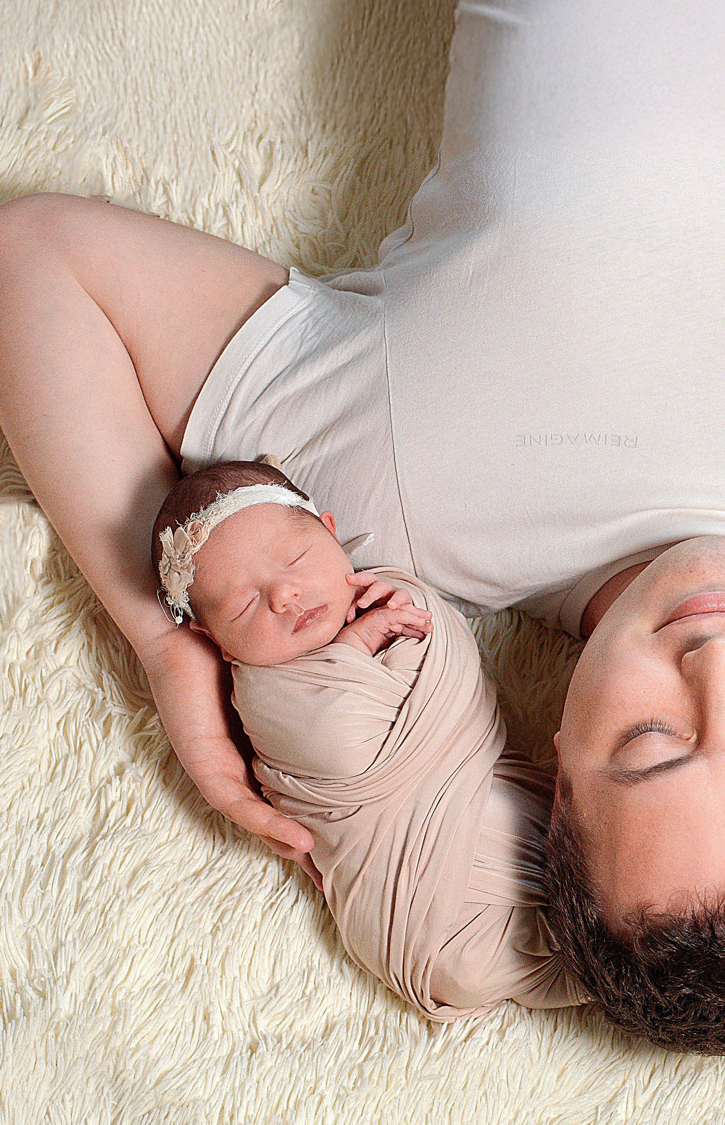 Newborn классическая. Детский и семейный фотограф в г. Бельцы