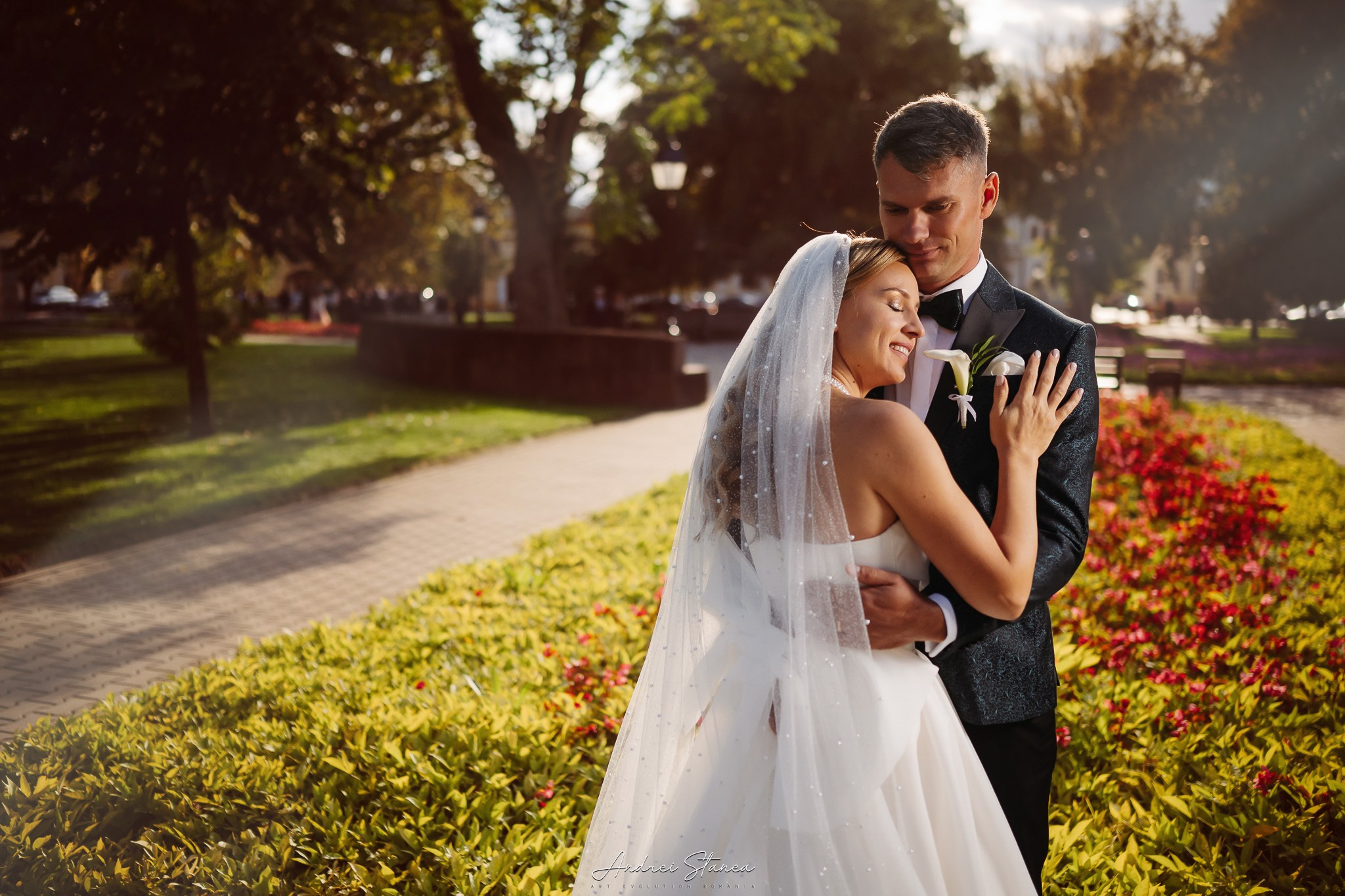 Vio & Adi. Andrei Stanea