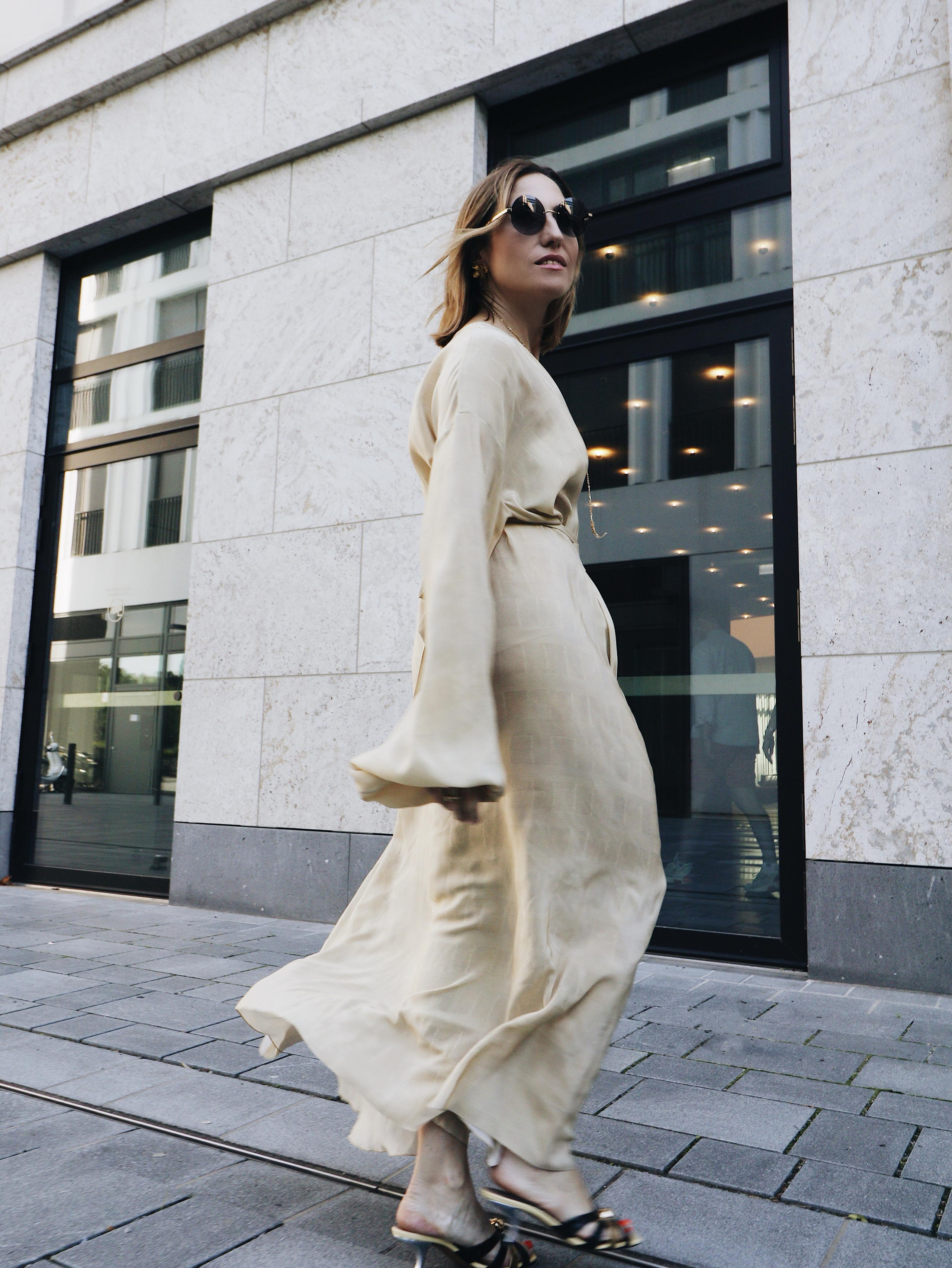 Оля — Стрит. Анастасия Крылова | Фотограф в Будапеште & Мюнхене