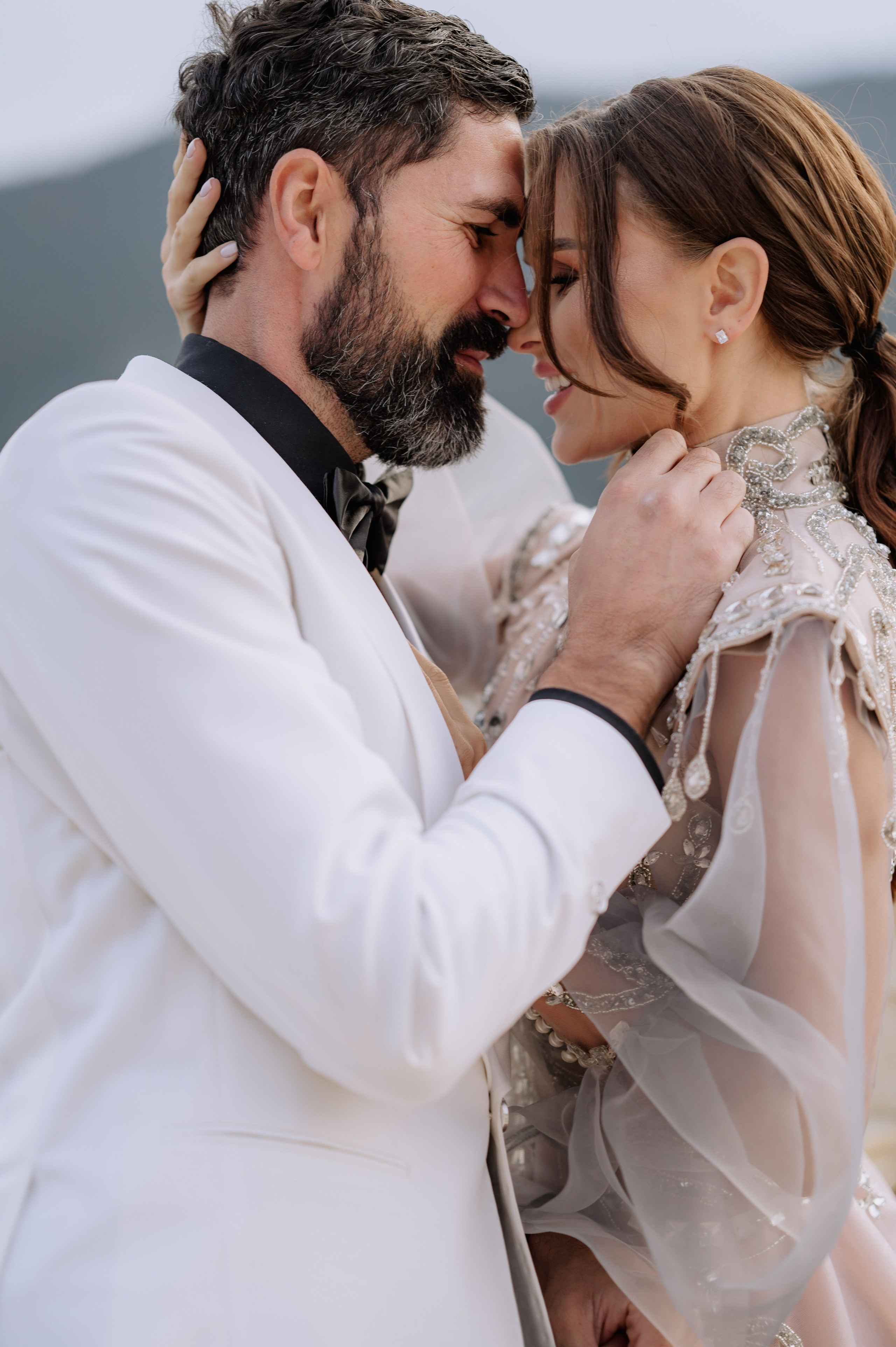 Sedinta foto nunta la Gradinile Romane , Neamt. Proud Vision Weddings | Wedding Photography & Film — Servicii profesionale Foto Video Nunta Iasi