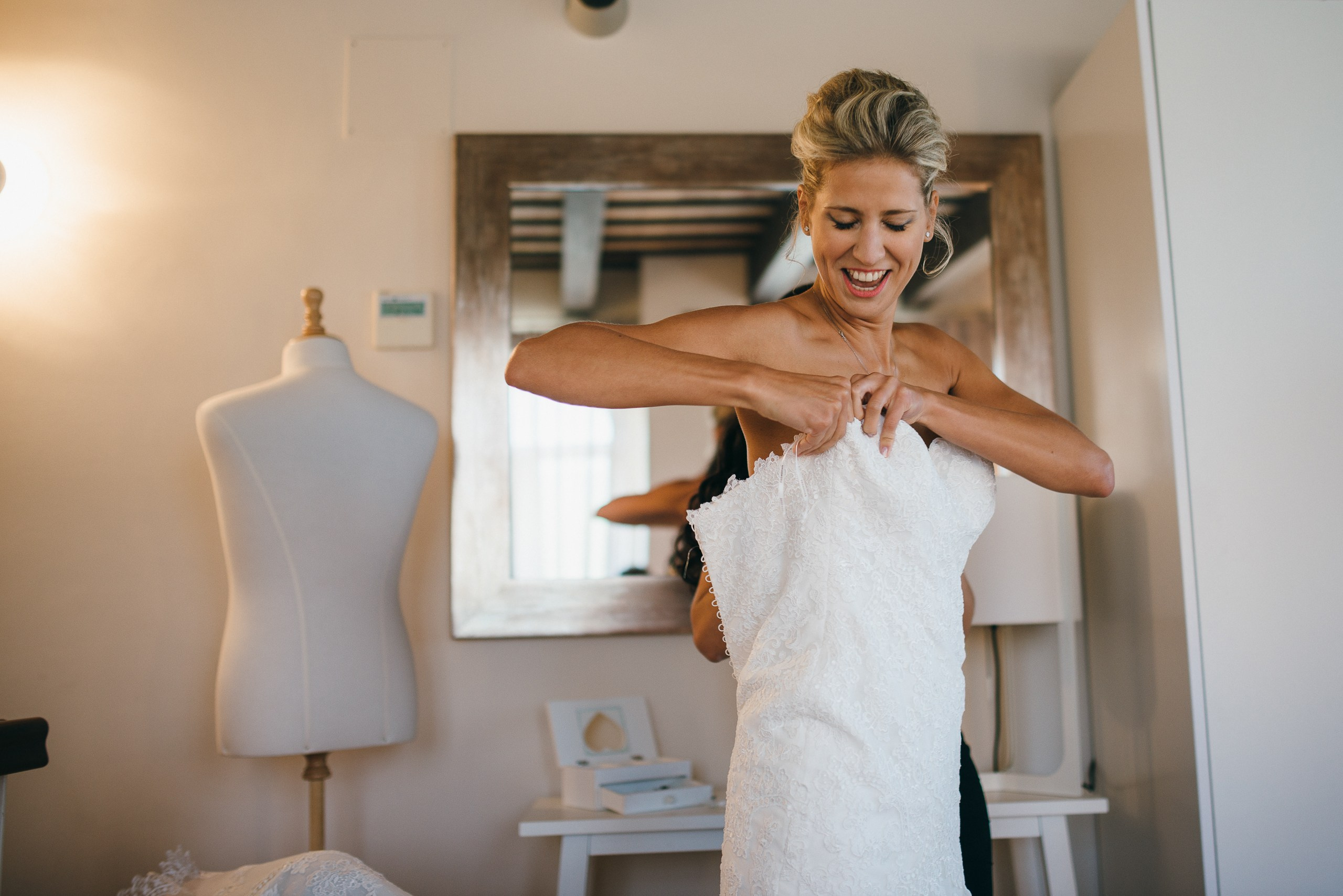 Boda de Aleksandr&Julia en Mas Falet 1682. Fotógrafo profesional Bilbao